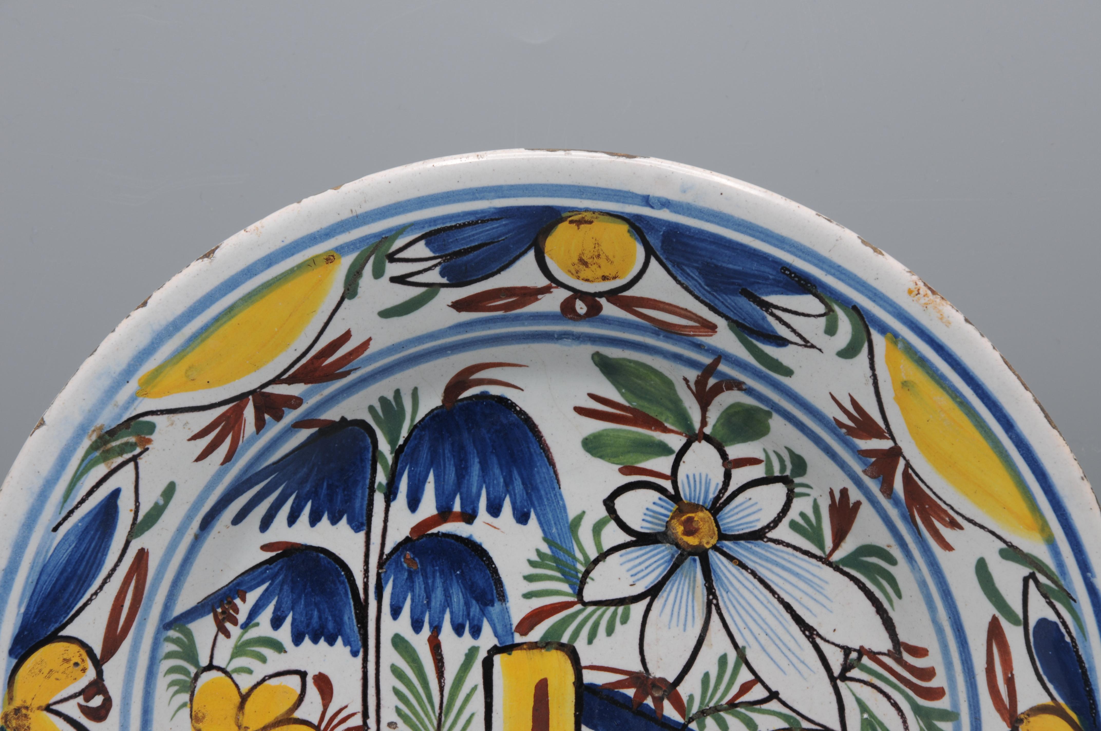 Chinoiseries Delft polychrome plate 'boerendelfts' - early 19th century en vente