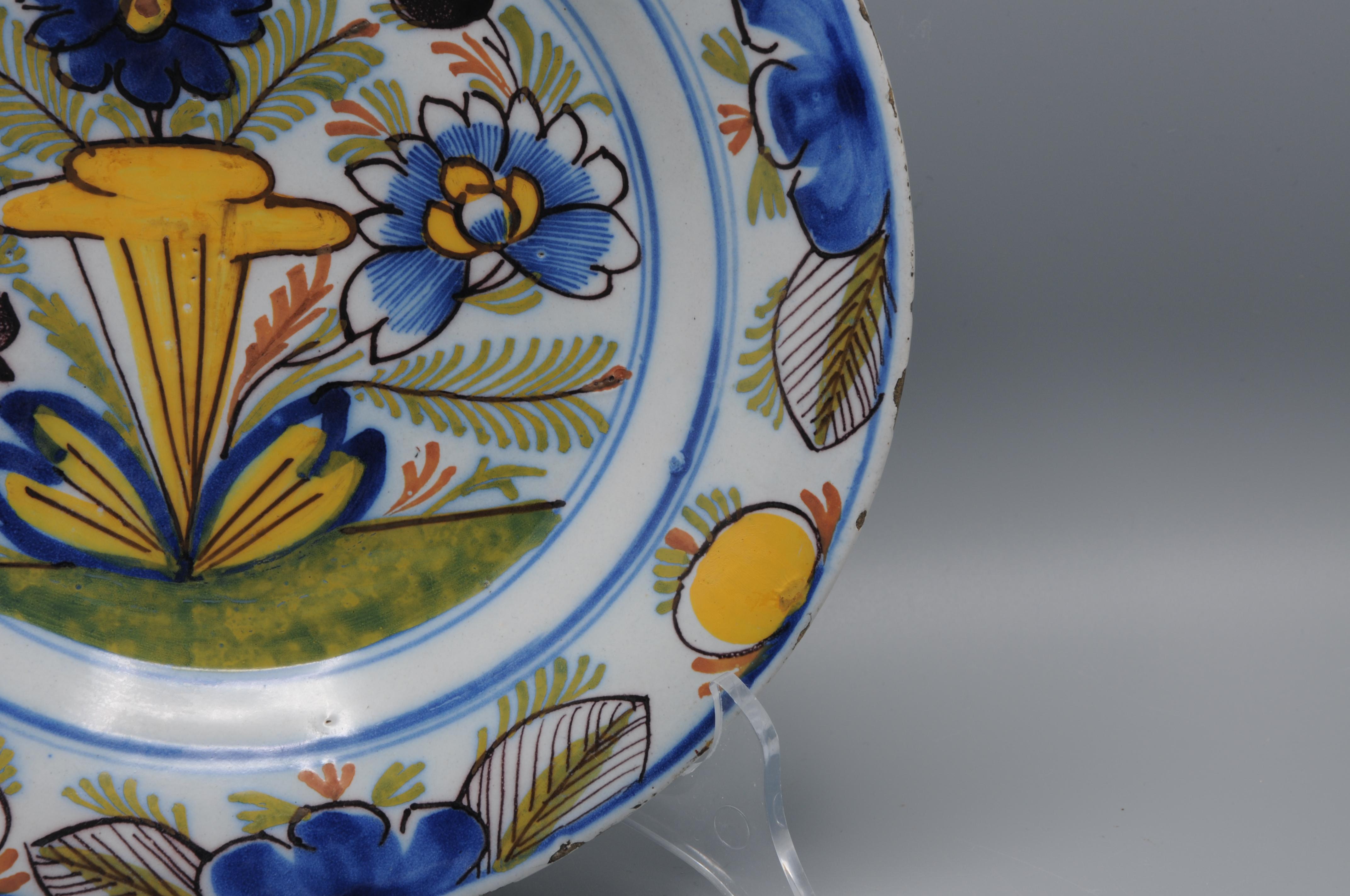Dutch Delft polychrome plate 'boerendelfts' - early 19th century For Sale