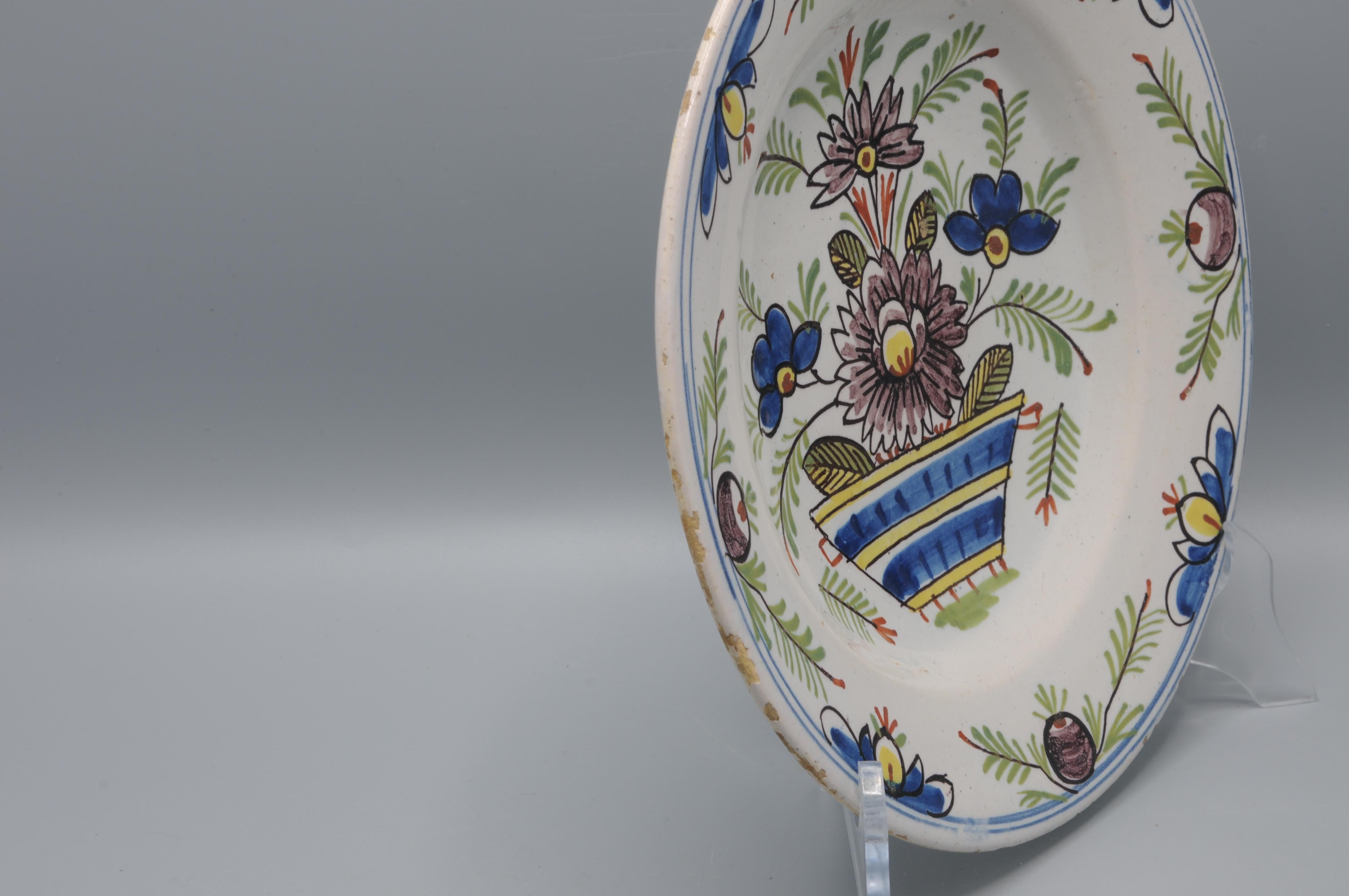 XIXe siècle Assiette polychrome 'boerendelfts' de Delft - début du 19ème siècle en vente