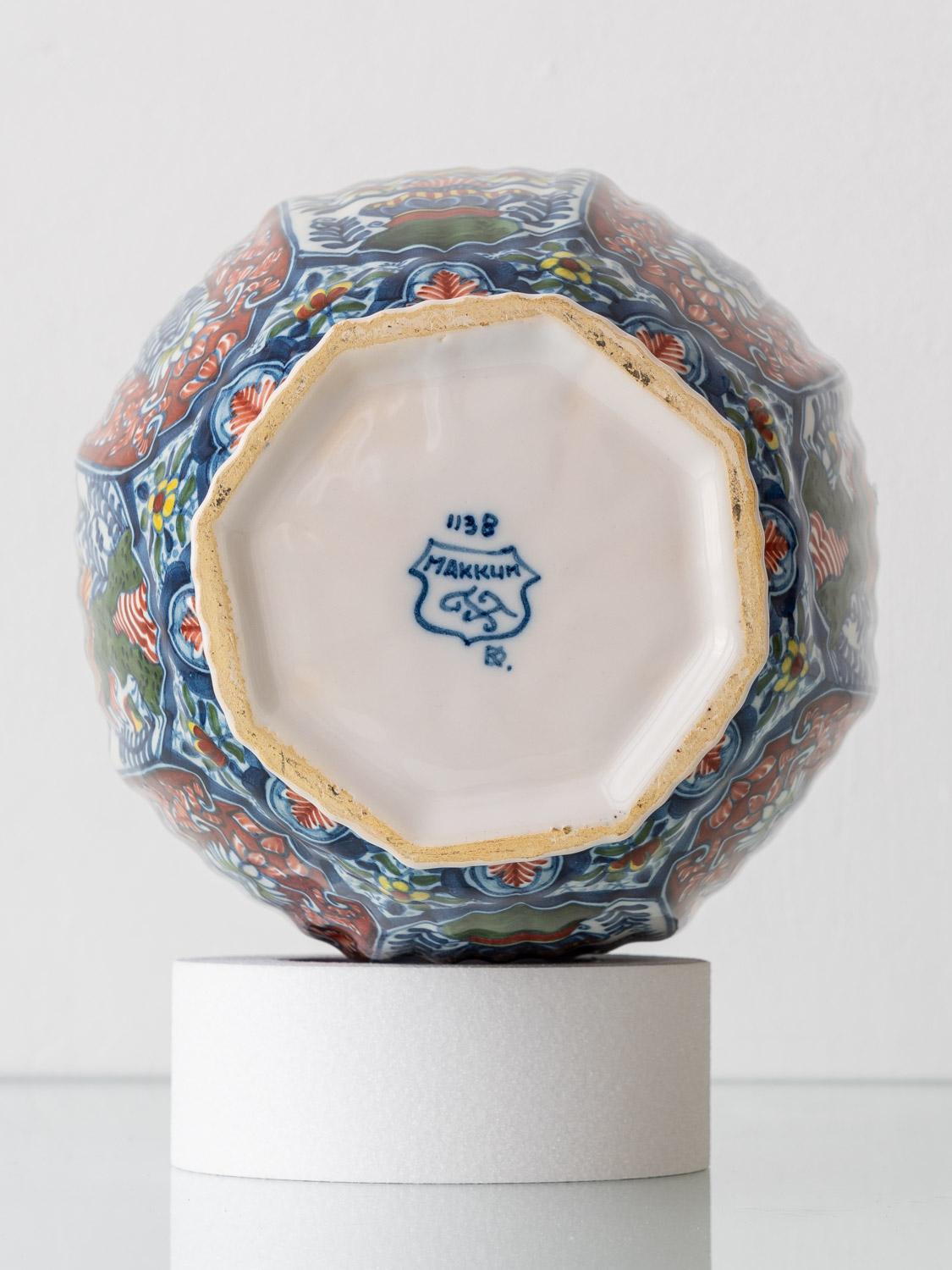 Delft Polychrome Table Lamp by Tichelaar Makkum with New Indigo Velvet Shade For Sale 5