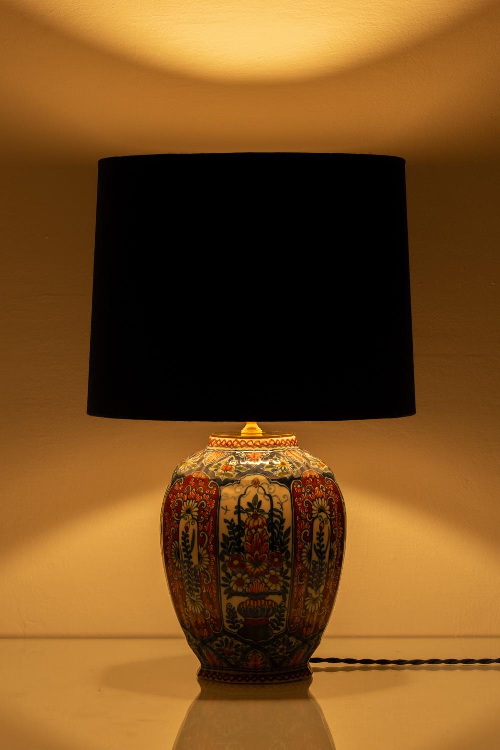 Delft Polychrome Table Lamp by Tichelaar Makkum with New Indigo Velvet Shade For Sale 6