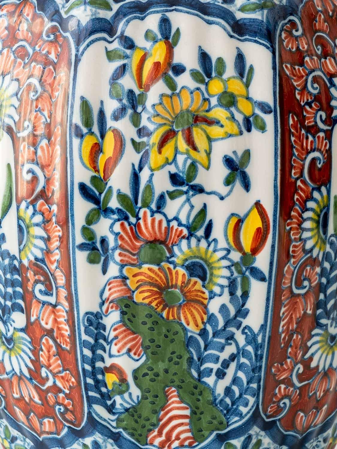 Hand-Crafted Delft Polychrome Table Lamp by Tichelaar Makkum with New Indigo Velvet Shade For Sale