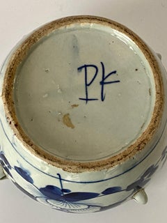 Delft Pot in Faïence, White and Blue, 17eme Century By Jacobus Pynacker signed