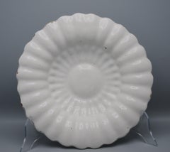 Delft - Rare 'Delft white' gadrooned dish (plooischotel), 18th century