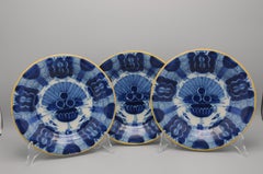 Delft set of 3 'Peacock' plates by 'De Blompot' - second half 18th century
