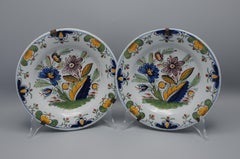 Delfter Satz polychromer 'Boerendelft'-Teller - frühes 19. Jahrhundert