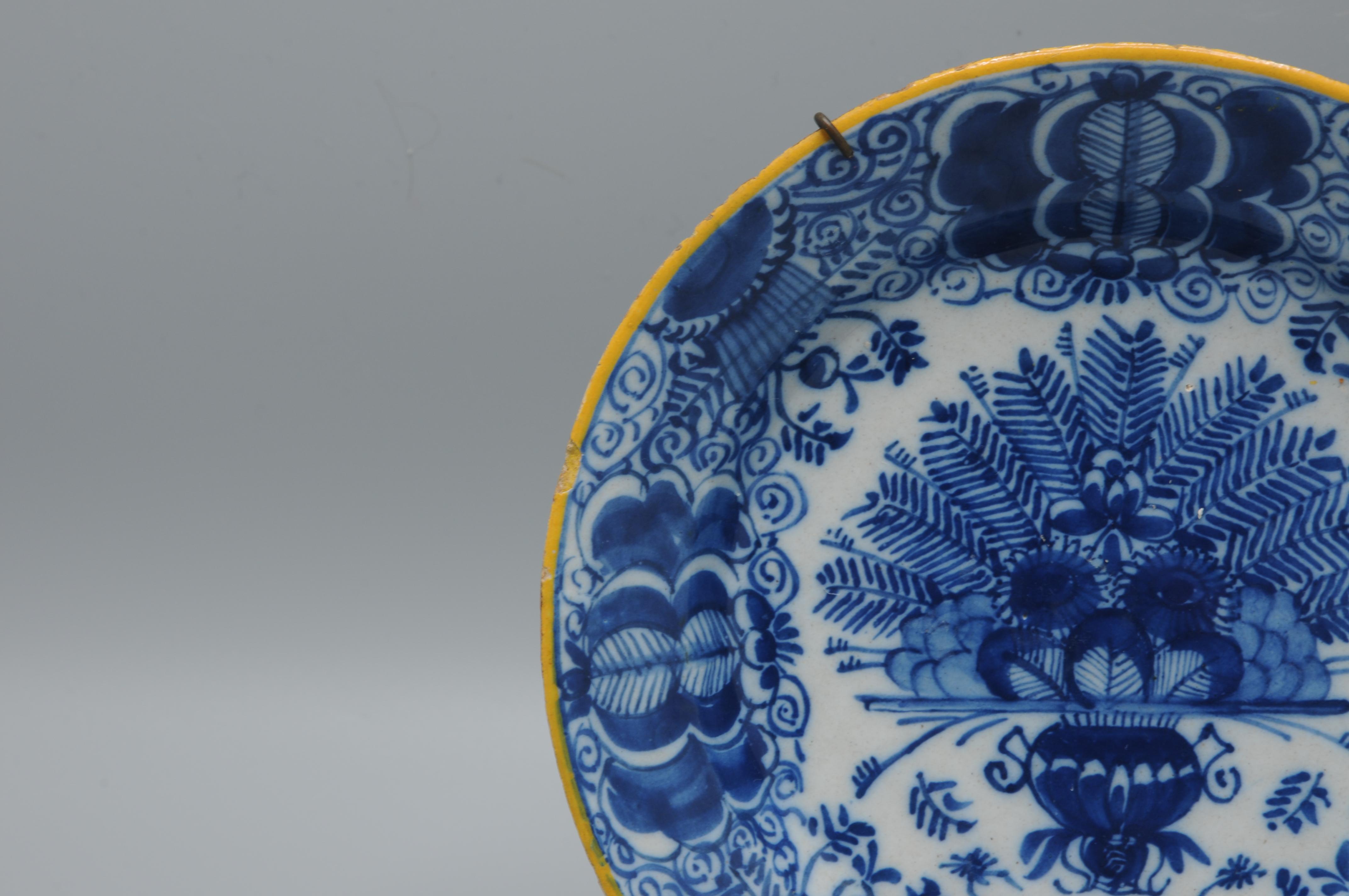 Delft - set of small 'Peacock' plates - second half 18th century For Sale 7