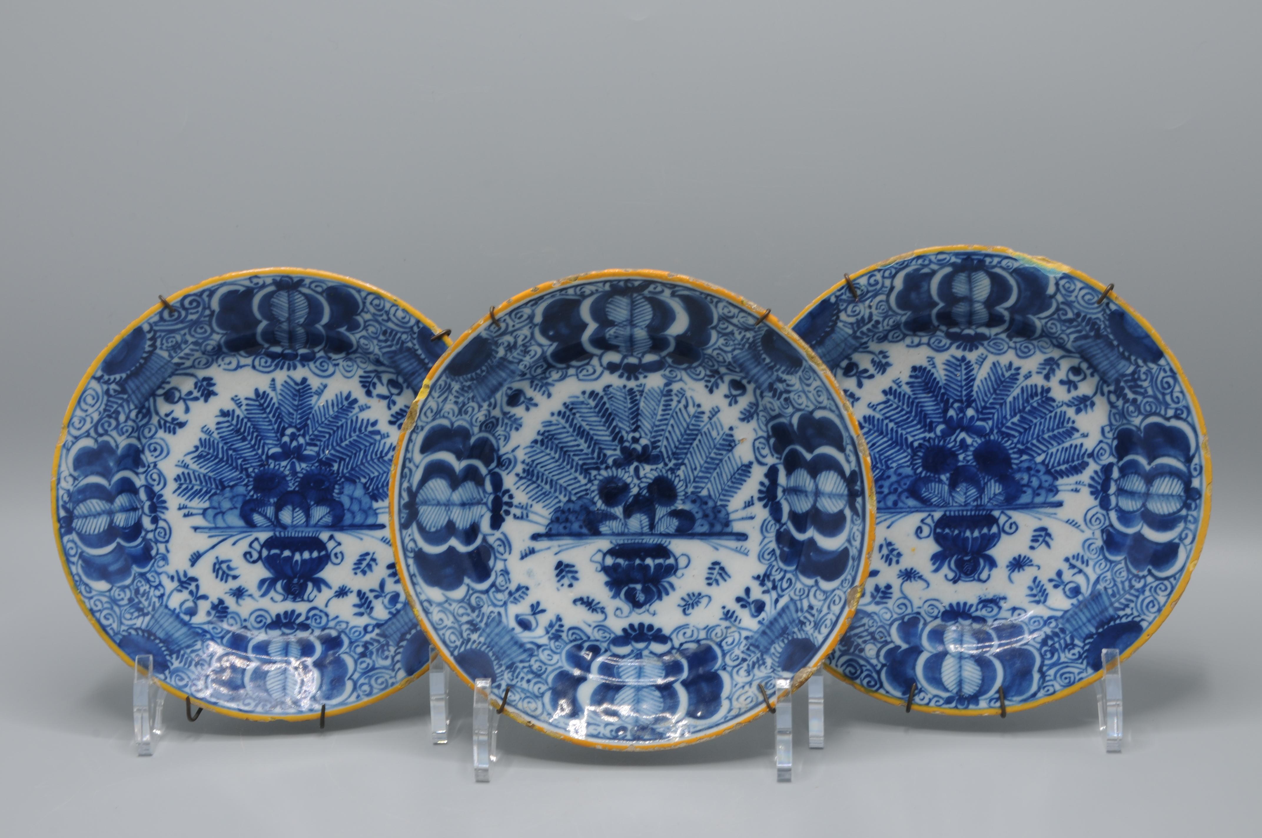Delft - set of small 'Peacock' plates - second half 18th century For Sale 8