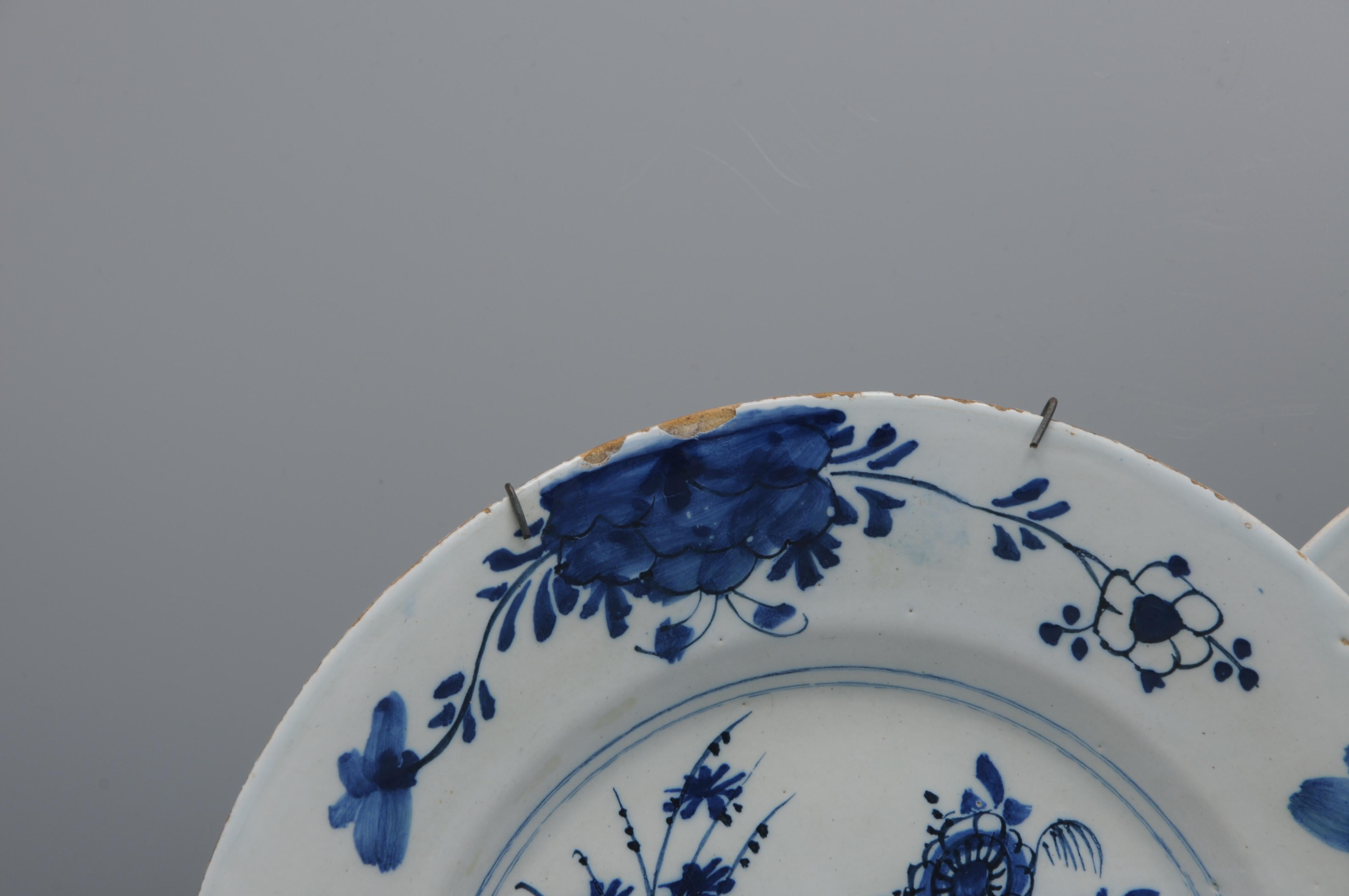 Delft - ensemble de trois assiettes chinoises, milieu du 18e siècle en vente 1