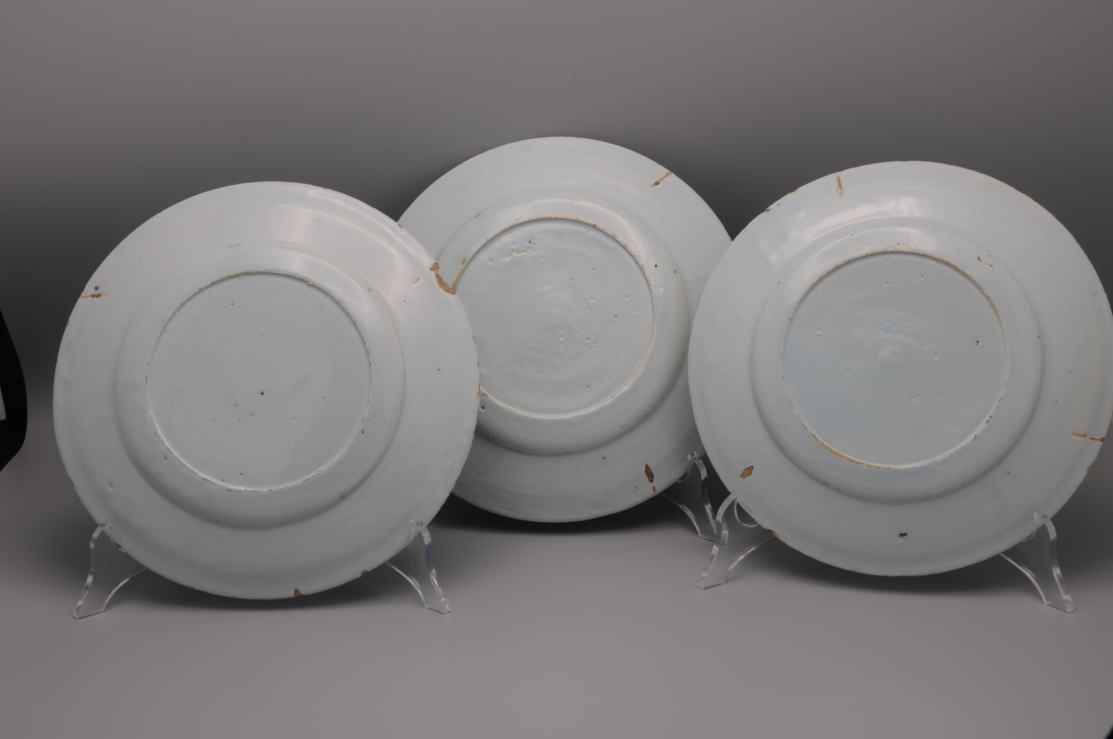 Earthenware Delft - set of three plates, mid 18th century For Sale