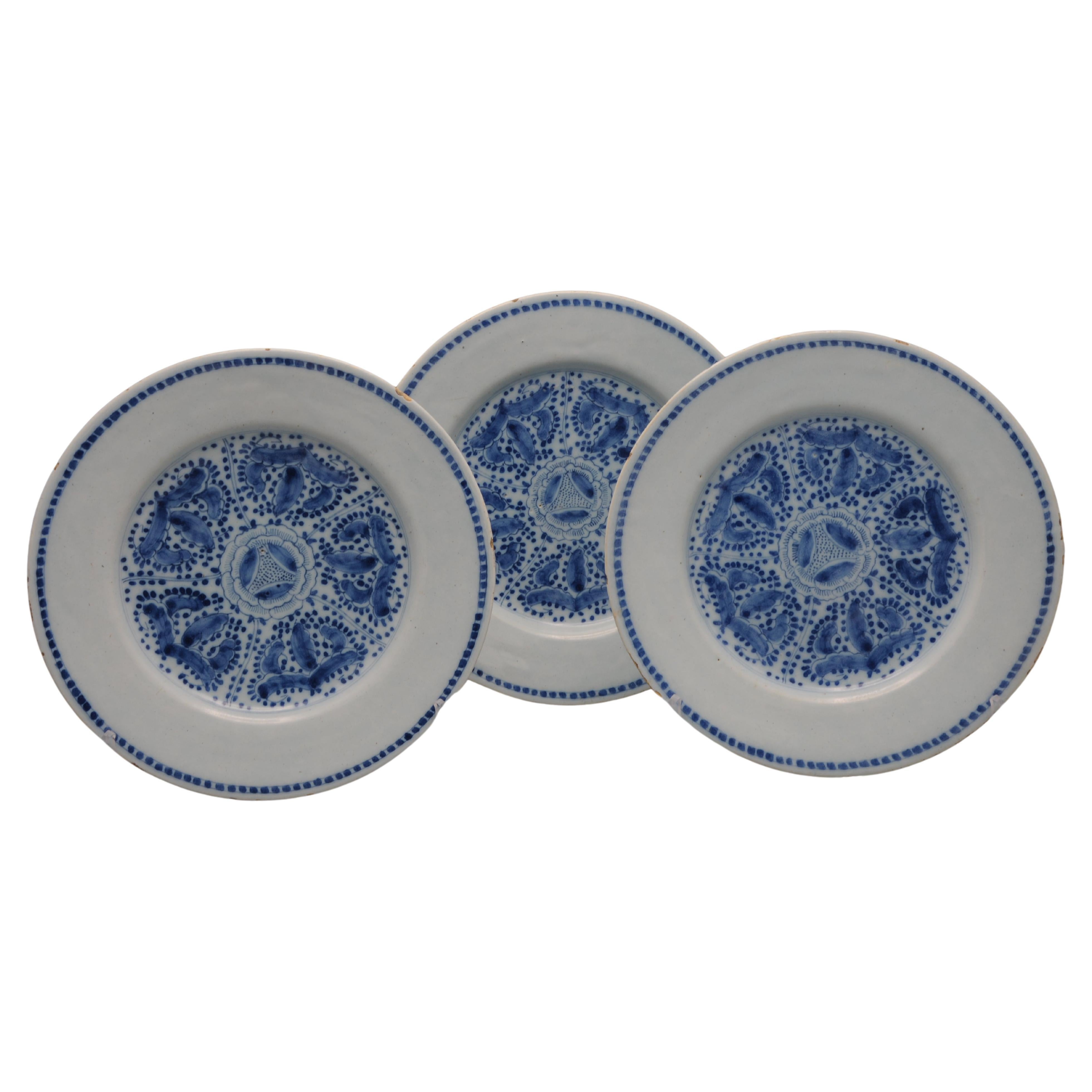 Delft - set of three plates, mid 18th century For Sale