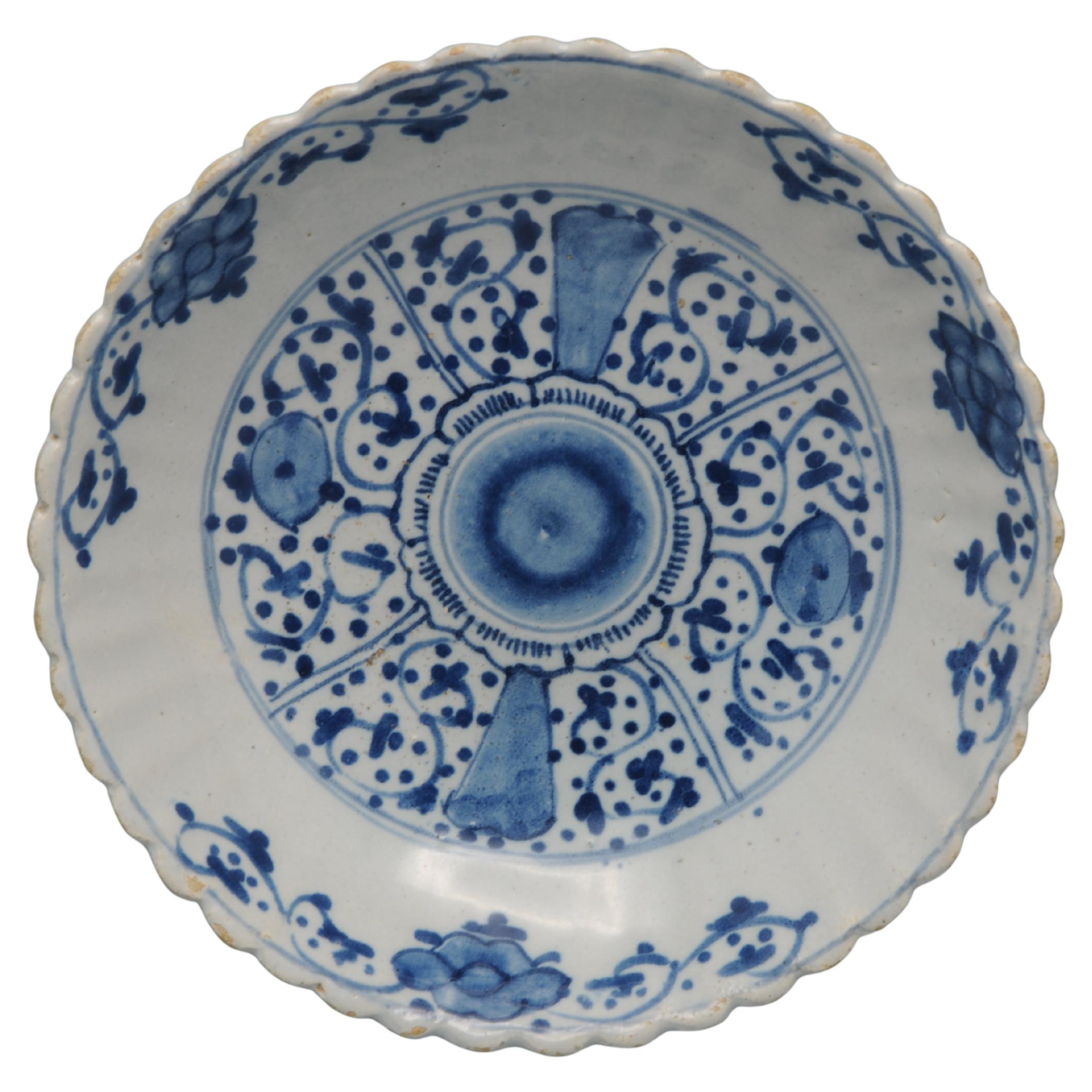 Delft  - Small blue and white Delftware 'Lotus' plate, mid 18th century