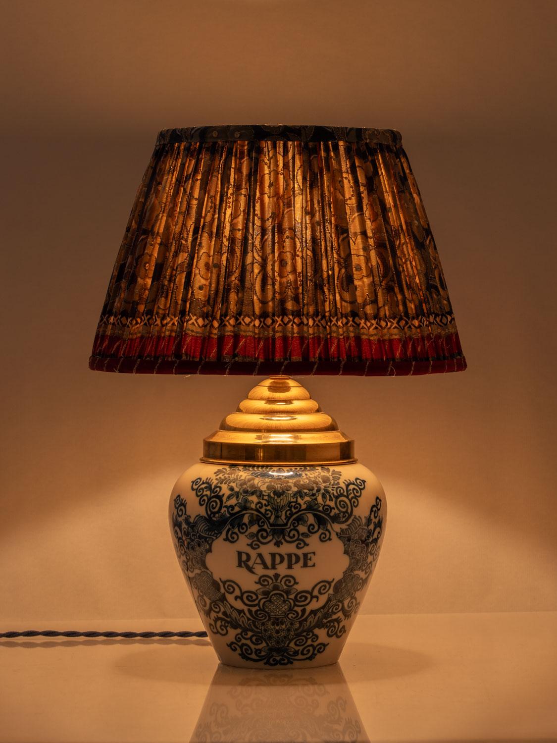 Chinoiserie Delft Tichelaar Makkum Table Lamp from Tobacco Jar, New Silk Shade, 1940s For Sale