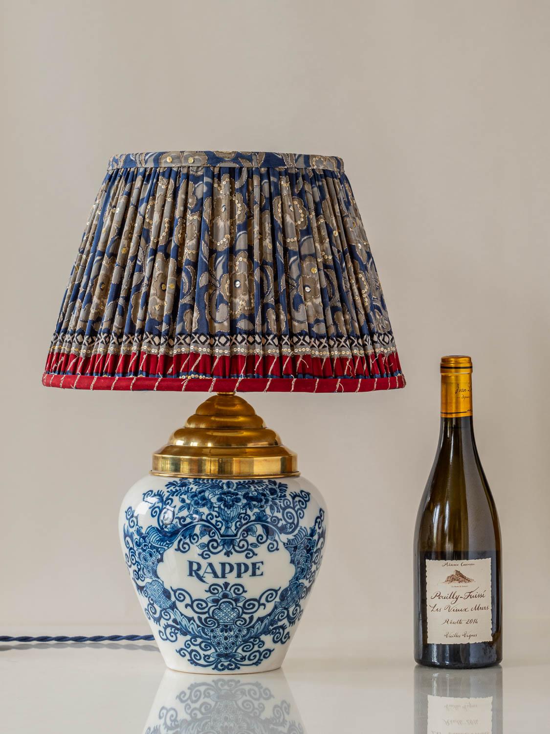 Dutch Delft Tichelaar Makkum Table Lamp from Tobacco Jar, New Silk Shade, 1940s For Sale