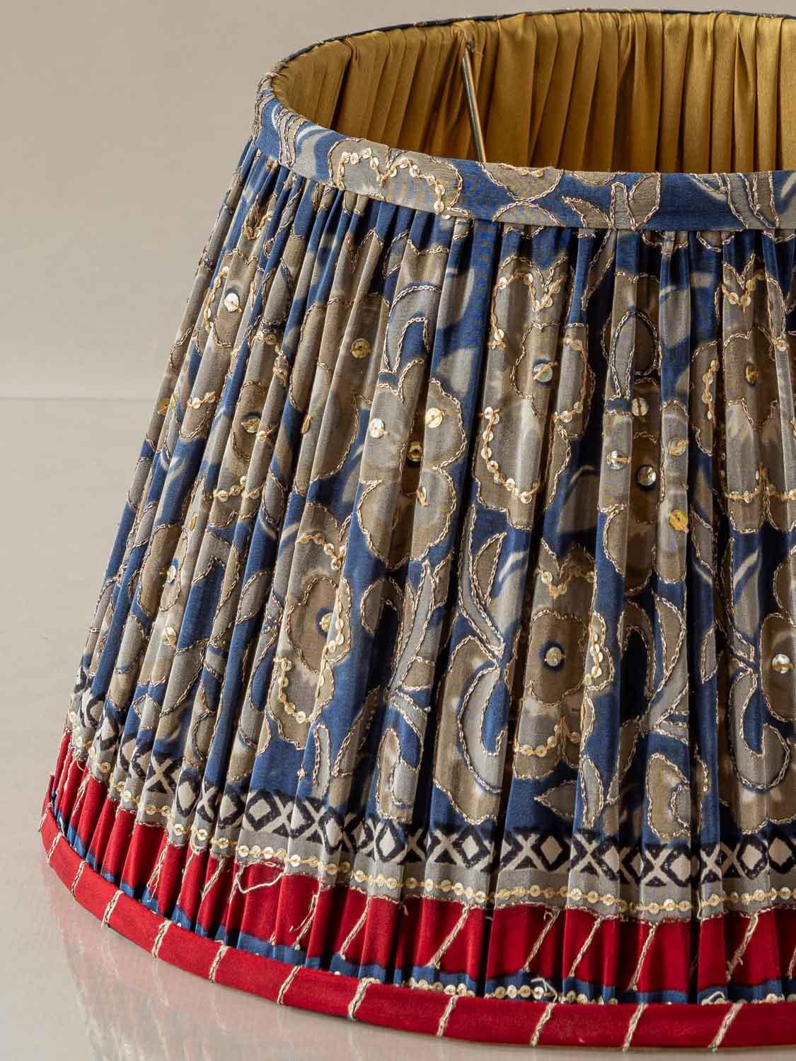 Hand-Crafted Delft Tichelaar Makkum Table Lamp from Tobacco Jar, New Silk Shade, 1940s For Sale