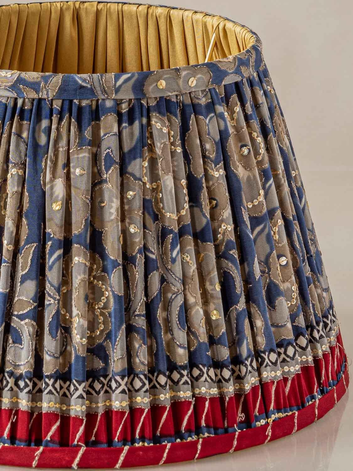 20th Century Delft Tichelaar Makkum Table Lamp from Tobacco Jar, New Silk Shade, 1940s For Sale