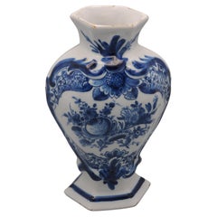 Antique Delft vase by "The Claauw" manufacture, 18th century