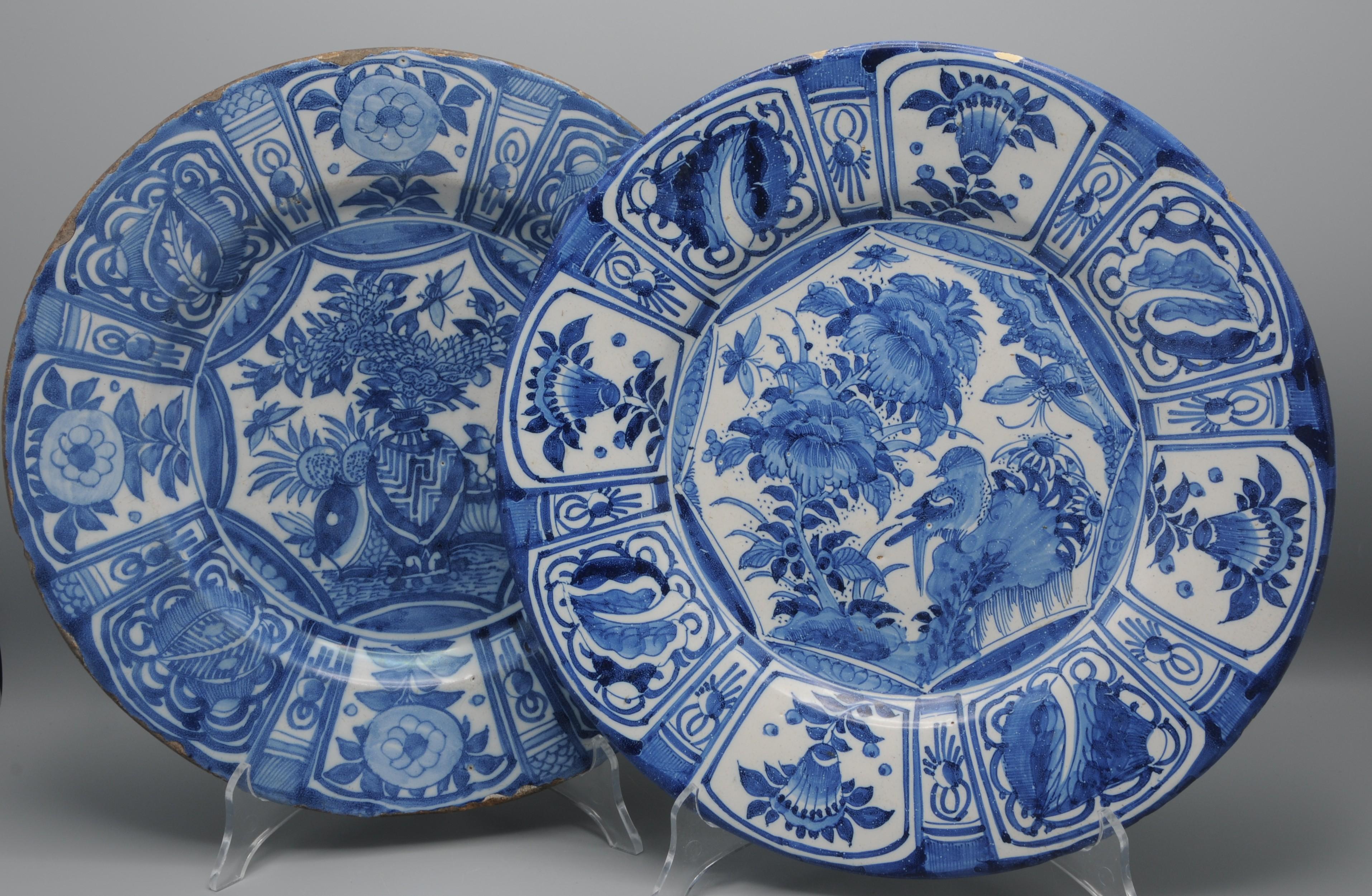Delft - Wanli style 'Kraak' Charger - 17th century For Sale 9