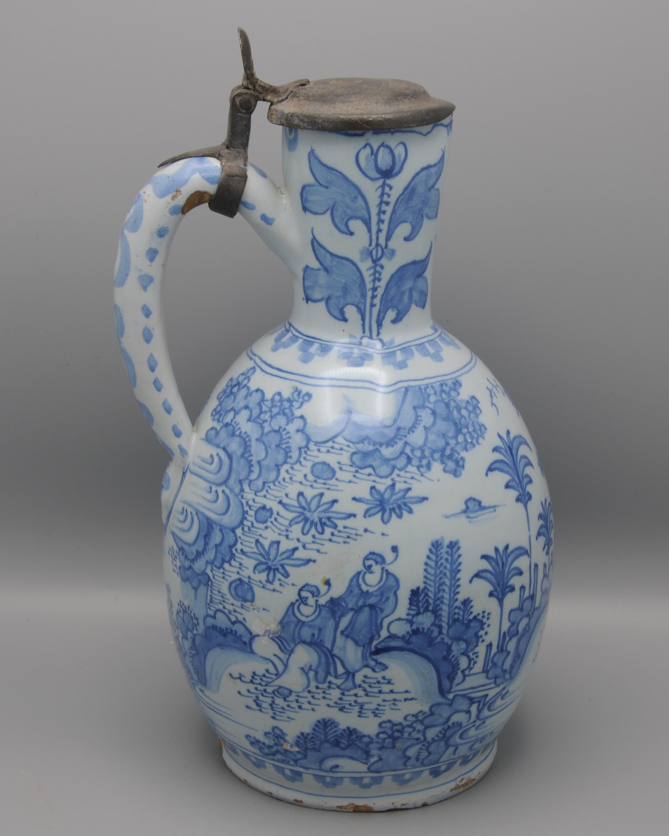 Delft - Pichet de style Wanli à décor de chinoiseries, seconde moitié du XVIIe siècle en vente 5