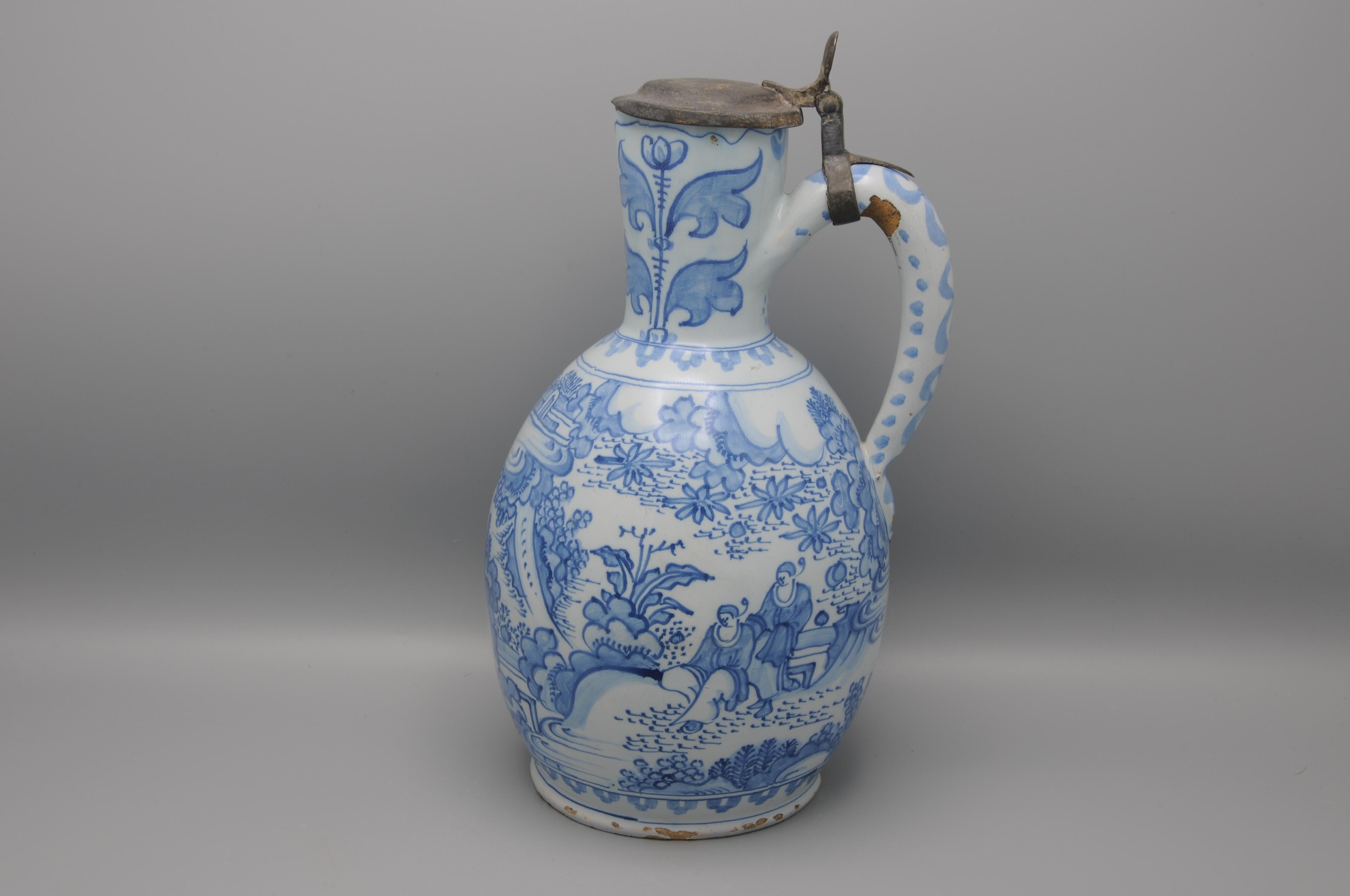 Delft - Pichet de style Wanli à décor de chinoiseries, seconde moitié du XVIIe siècle en vente 7