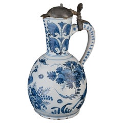 Antique Delft, Wine jar with peacock and birds 1690-1700