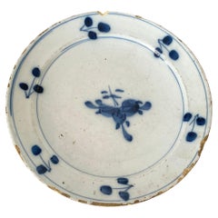 Assiette de Delft du XVIIIe siècle, poterie  Glaçage blanc et motif cobalt, Netherland