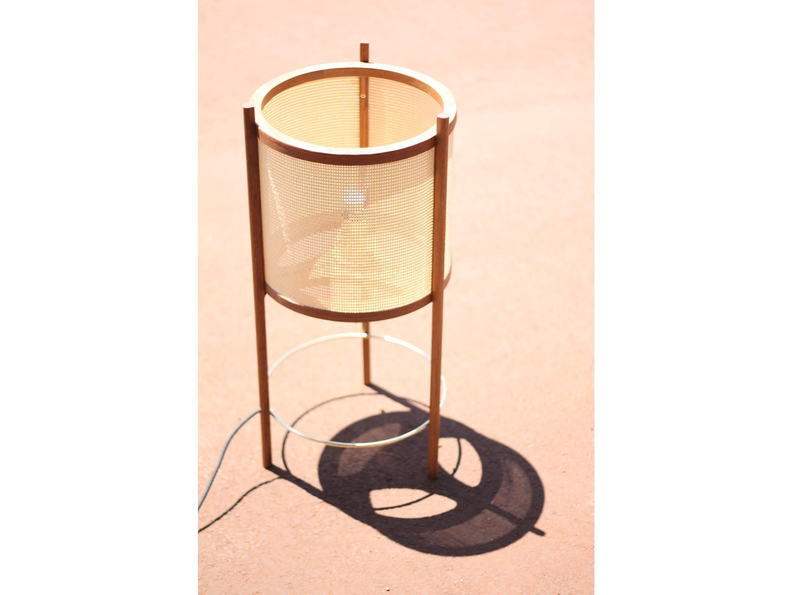 Delicat Brazilian Contemporary Wood and Straw Table Lamp by Lattoog In New Condition In Sao Paolo, BR
