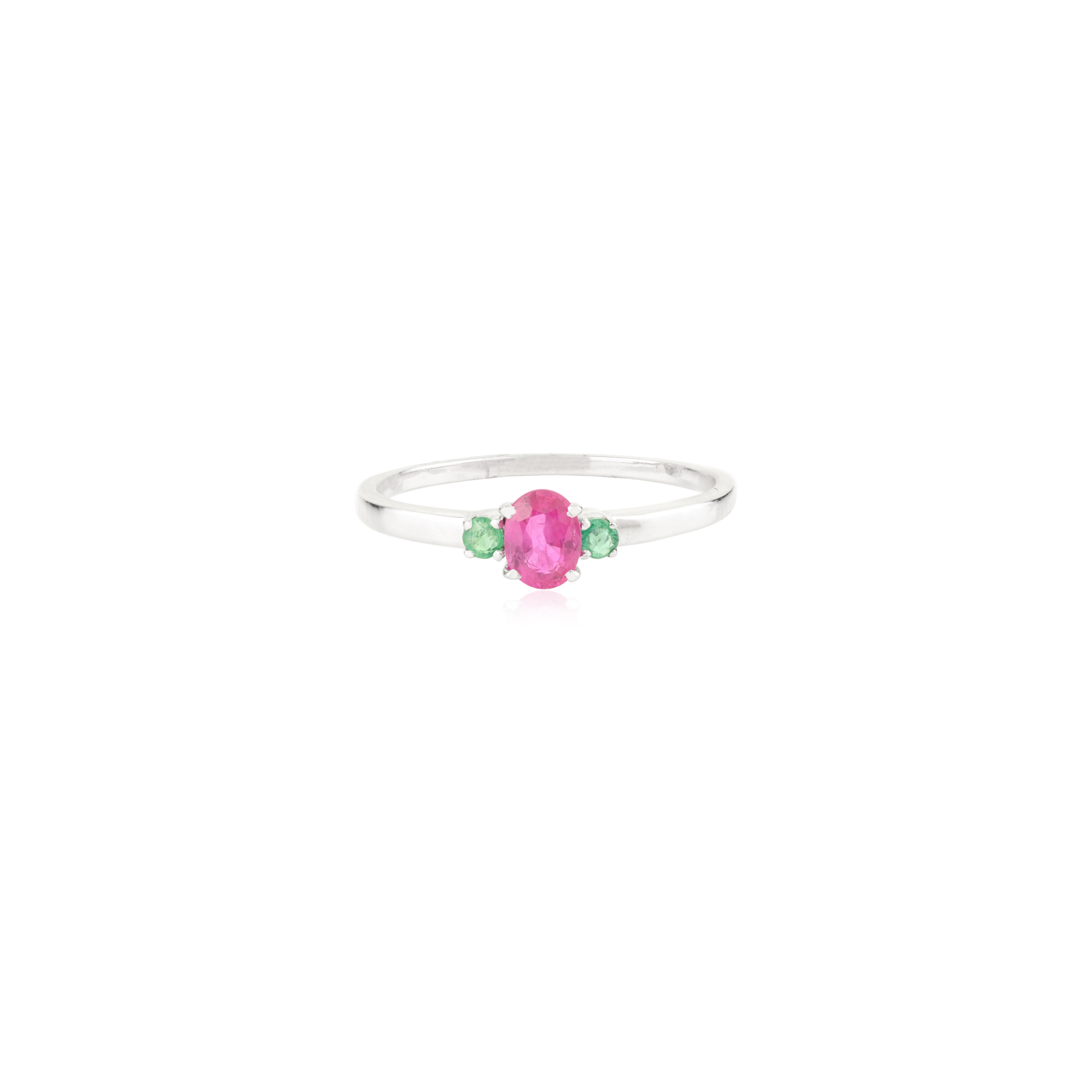 For Sale:  Delicate 14k Solid White Gold Three Stone Ring with Oval Cut Ruby and Emerald 3