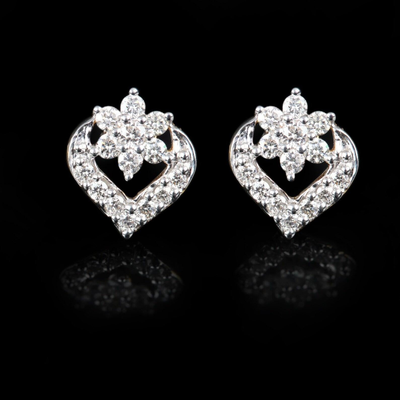 Délicates boucles d'oreilles en or jaune 14k avec diamants naturels pavés Cadeau unique pour elle. Neuf - En vente à Chicago, IL