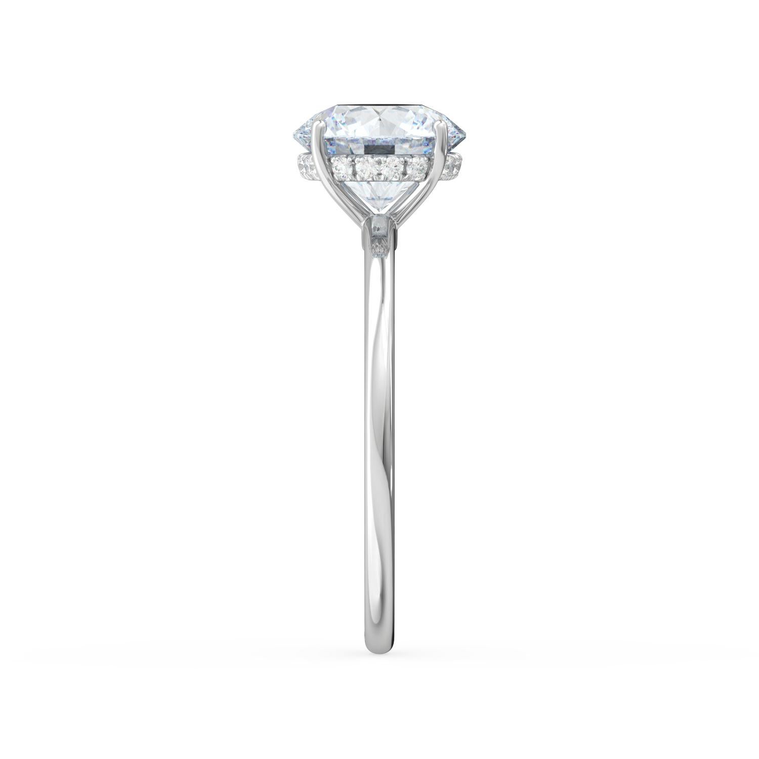 Zarter 2 Karat runder Diamant-Verlobungsring aus Platin mit verstecktem Halo (Rundschliff) im Angebot