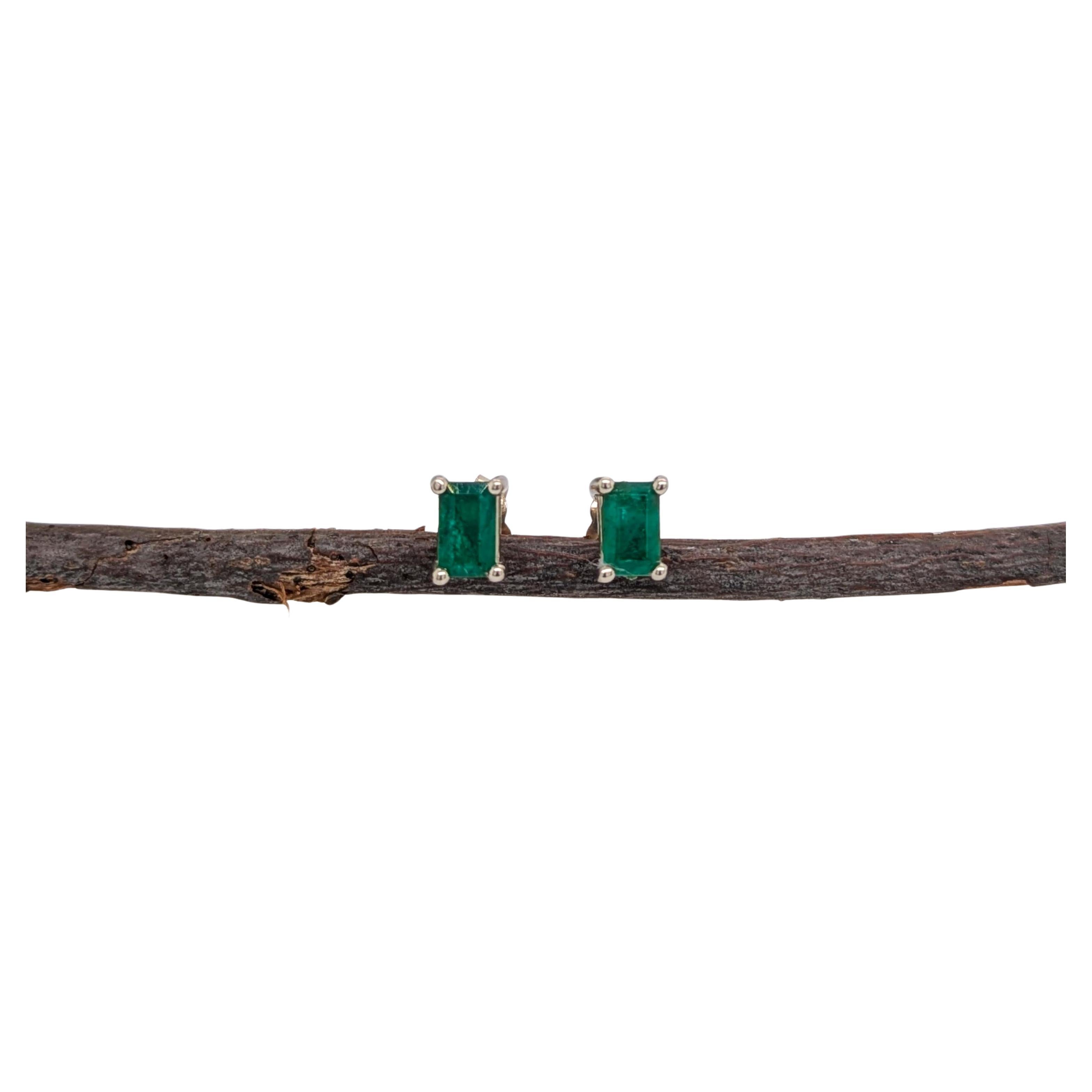 Delicate 5x3mm Zambian Emerald Solitaire Studs in 14K Solid Gold - Emerald Cut For Sale
