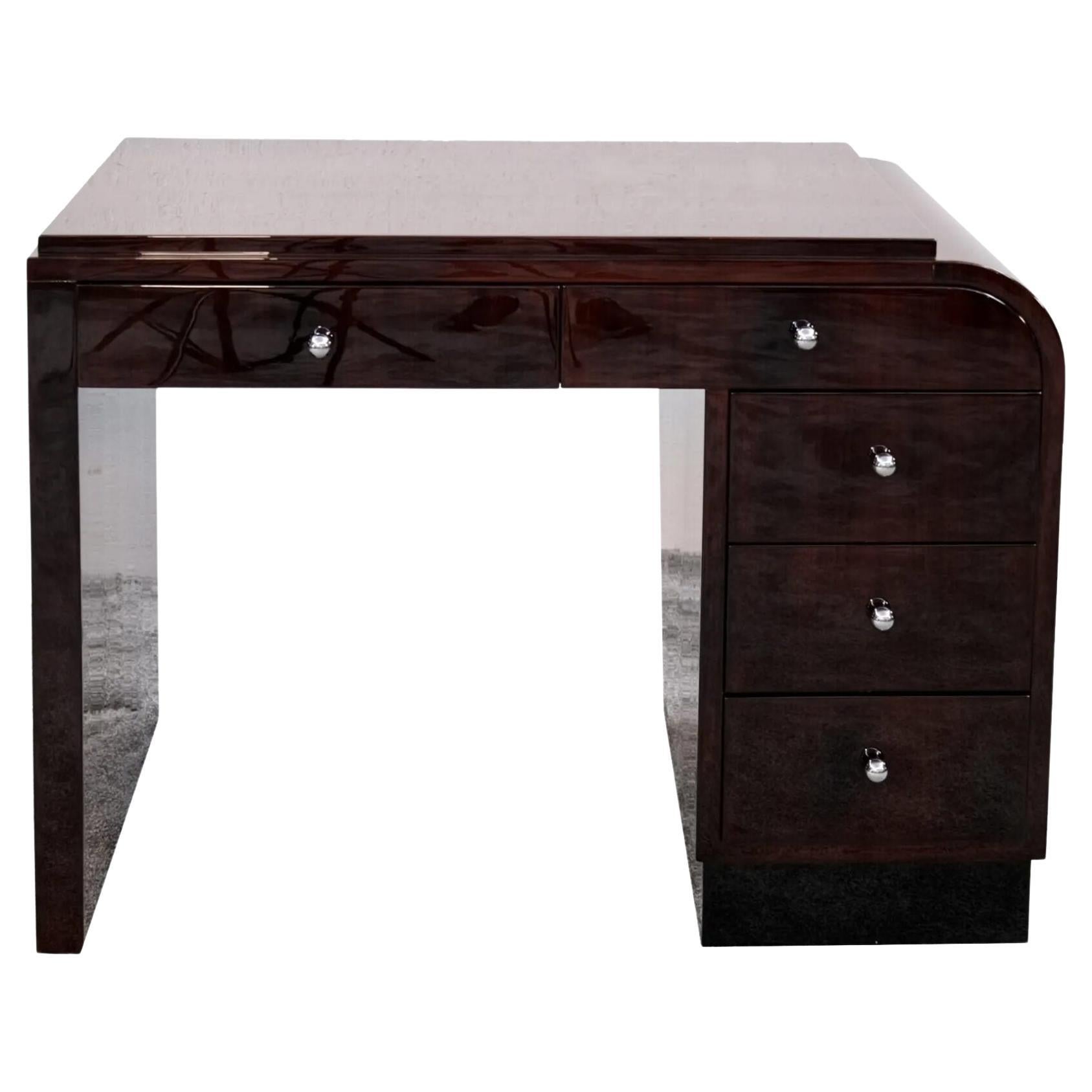 Delicate Art Deco desk