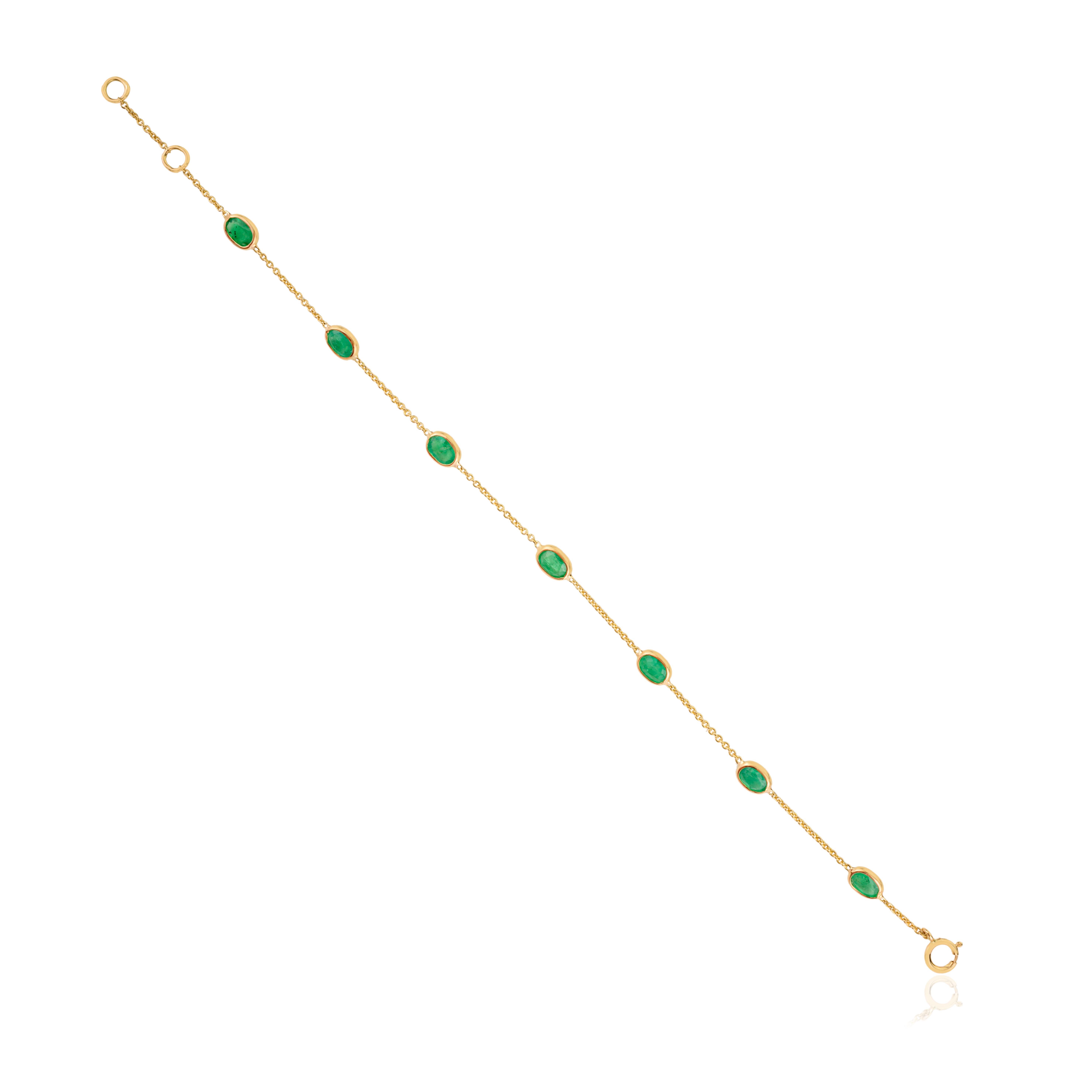 Bracelet en or jaune 14K serti d'émeraudes délicates Cadeau pour femme en vente 3