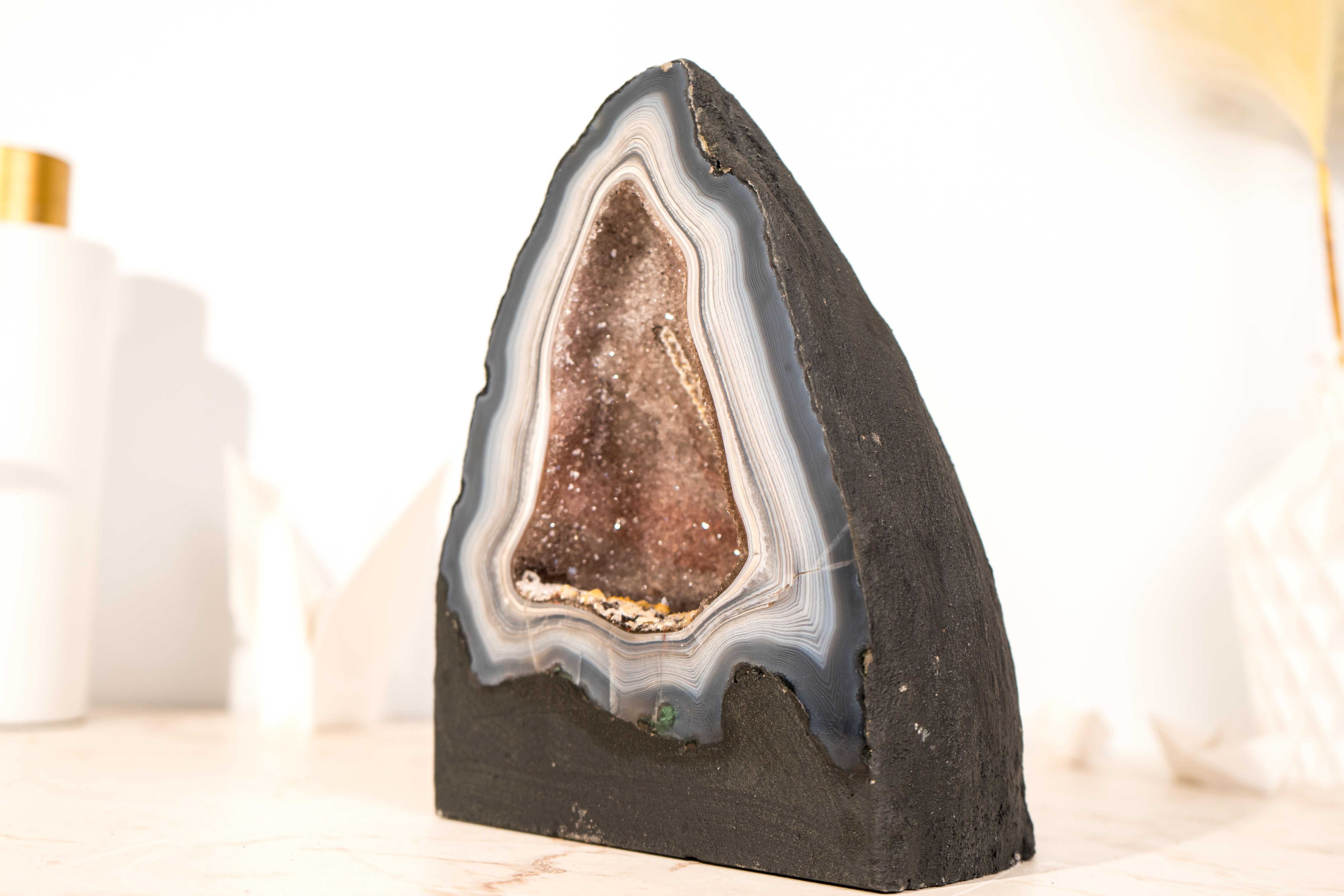 Zartes blau-weißes Spitzen-Achat-Geode mit Galaxy Druzy-Kristall in der Mitte im Zustand „Neu“ im Angebot in Ametista Do Sul, BR