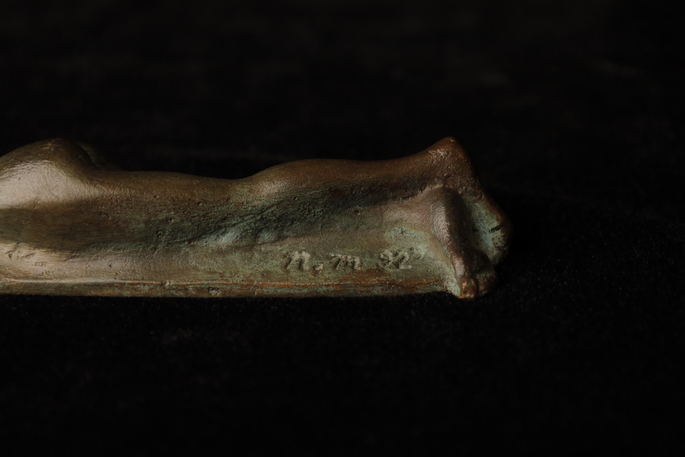 20th Century Delicate bronze statue 'Woman' by Nobuko Murakoshi For Sale