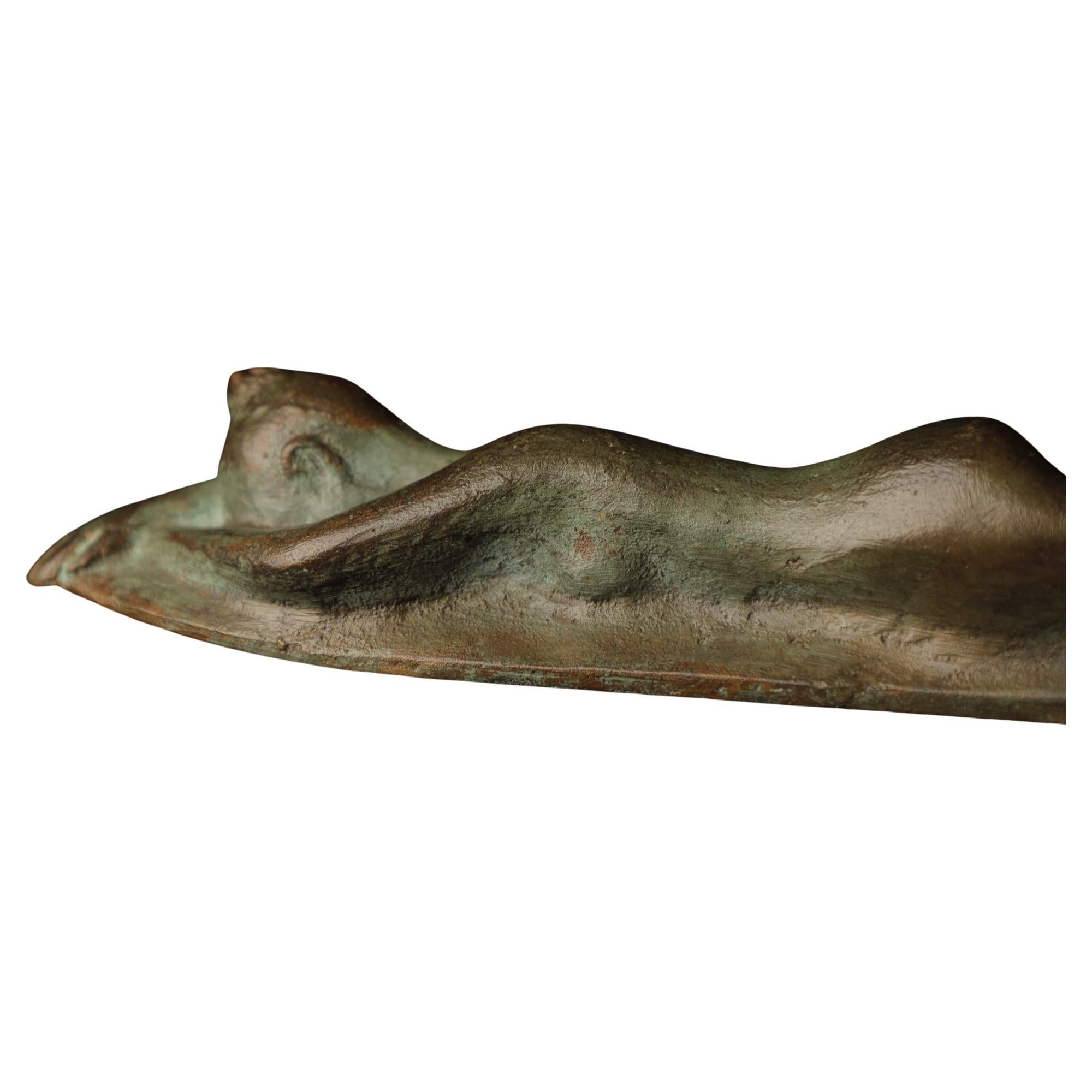 Delicate bronze statue 'Woman' by Nobuko Murakoshi For Sale