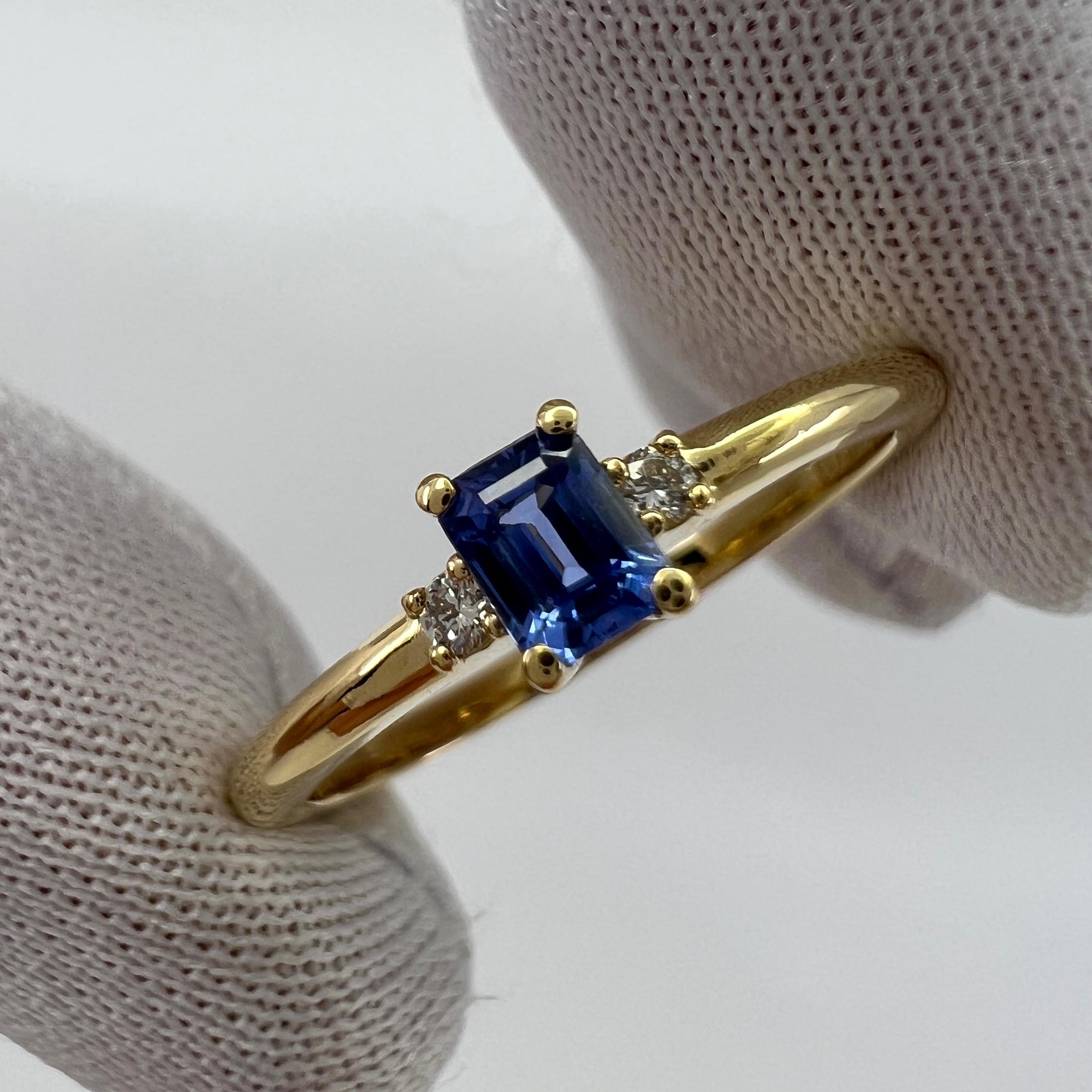Delicate Ceylon Blue Emerald Cut Sapphire & Diamond Three Stone 18k Gold Ring In New Condition For Sale In Birmingham, GB