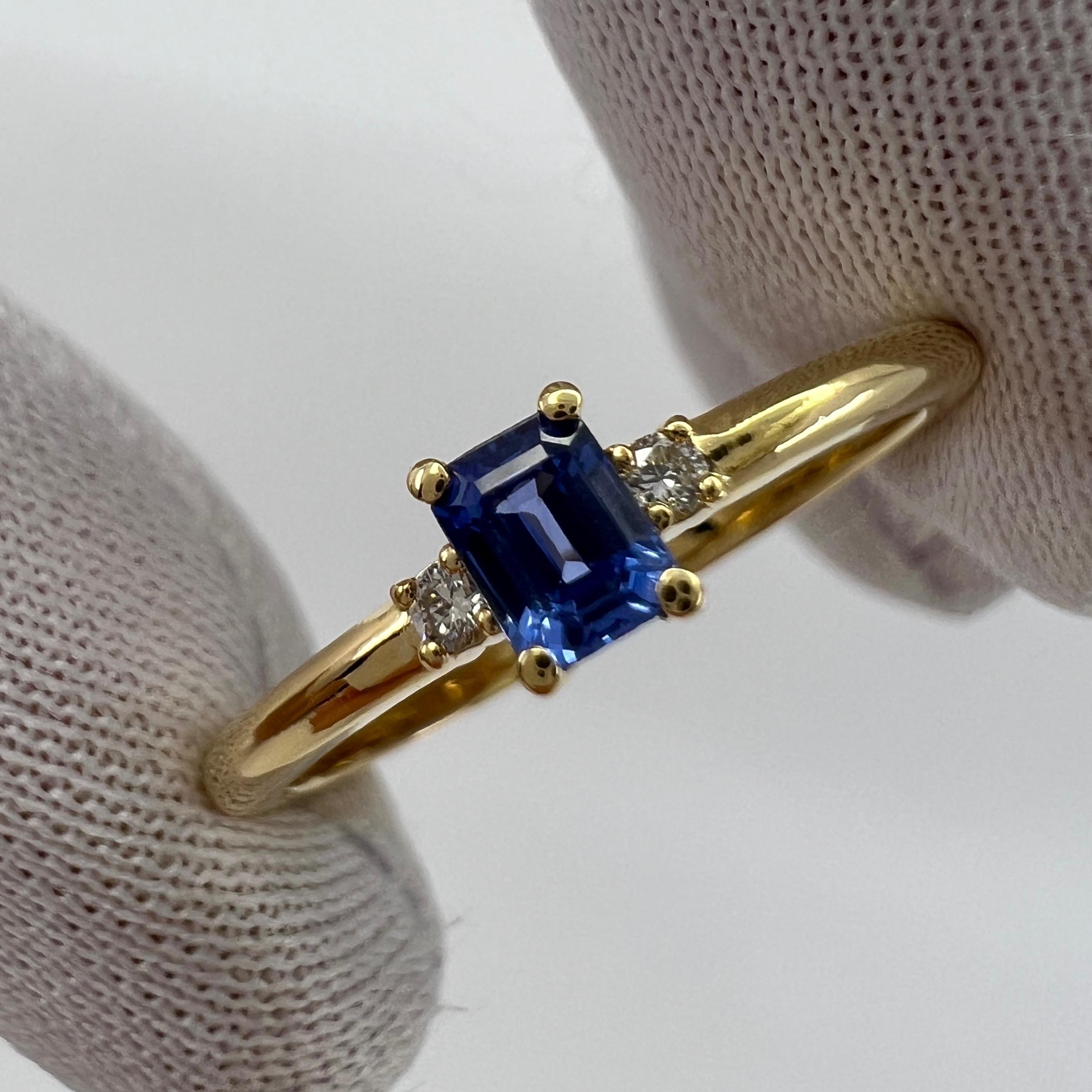 Delicate Ceylon Blue Emerald Cut Sapphire & Diamond Three Stone 18k Gold Ring For Sale 2