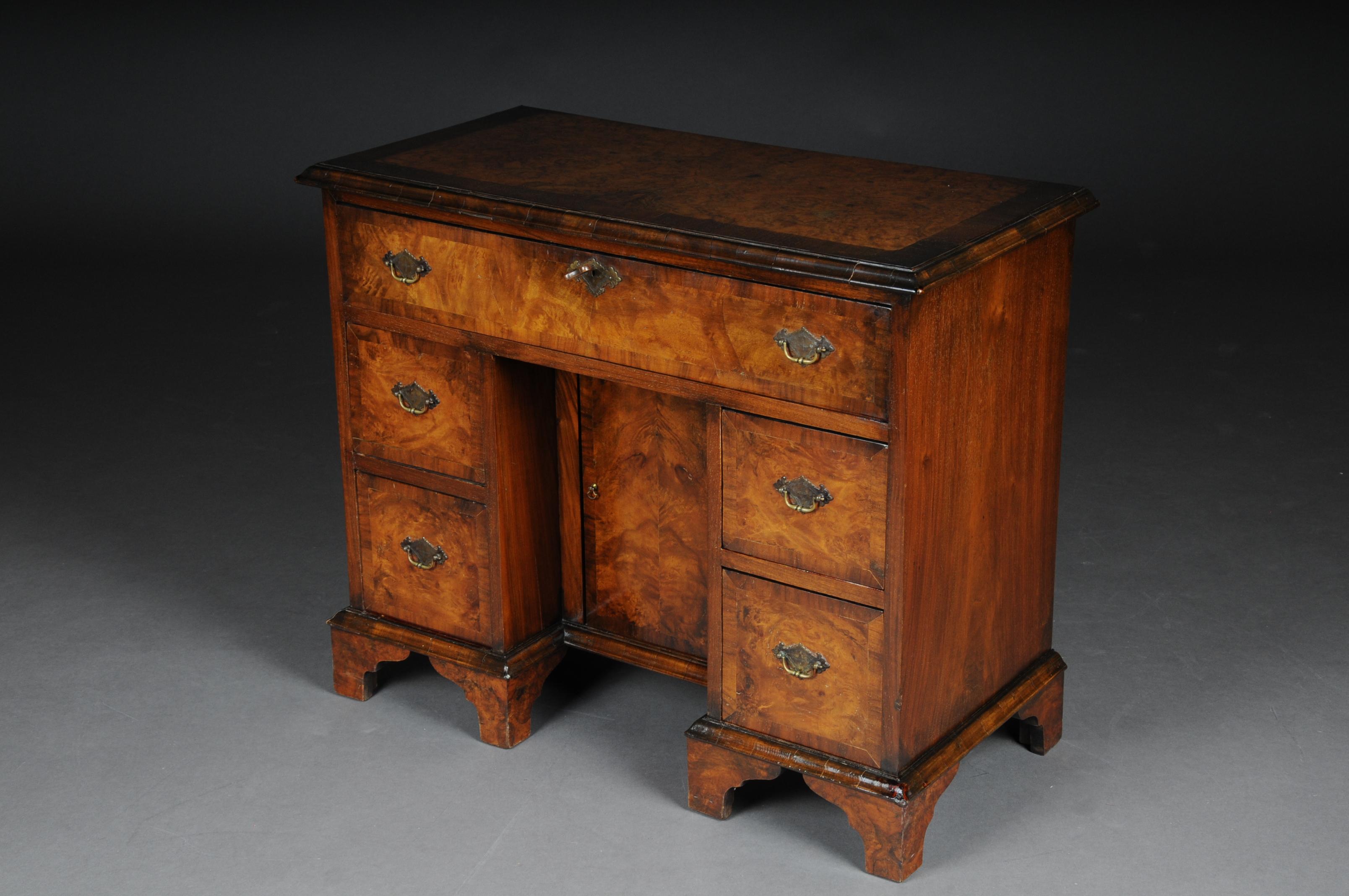 Delicate English Chest of Drawers / Desk, Mahogany, circa 1840 For Sale 5