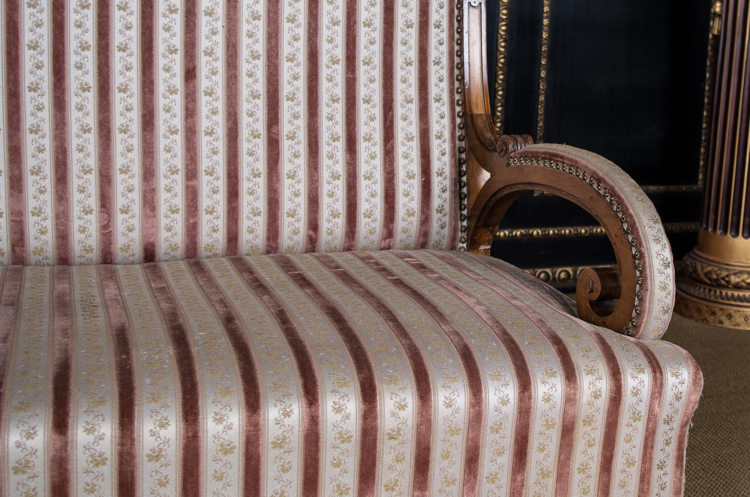 Louis Philippe Delicate Garniture Gründerzeit 1880 Sofa and 2 Armchair