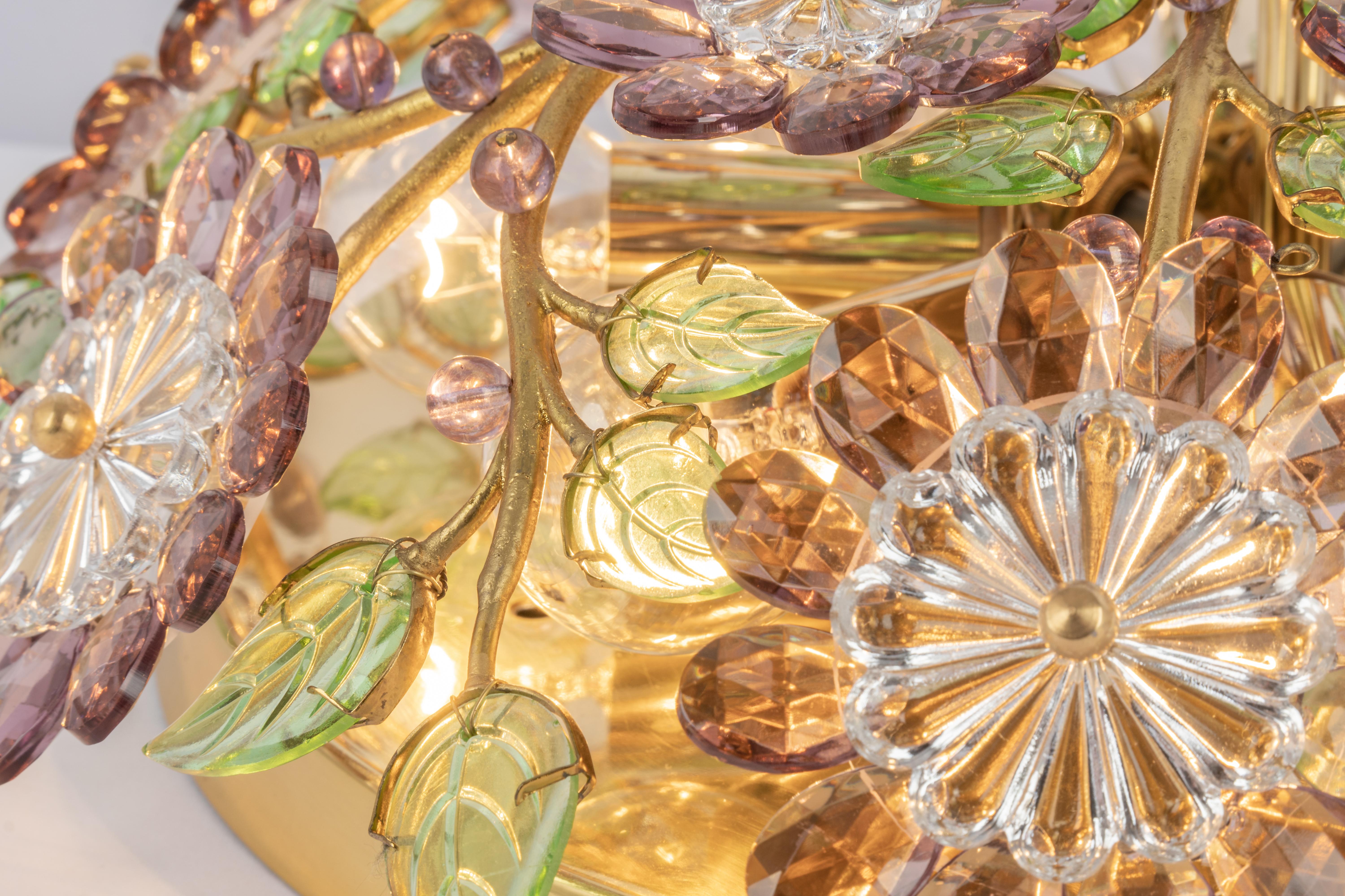 Zartes vergoldetes Messing Bouquet Kristallglas Flush Mount von Palwa, Deutschland, 1970er im Angebot 8