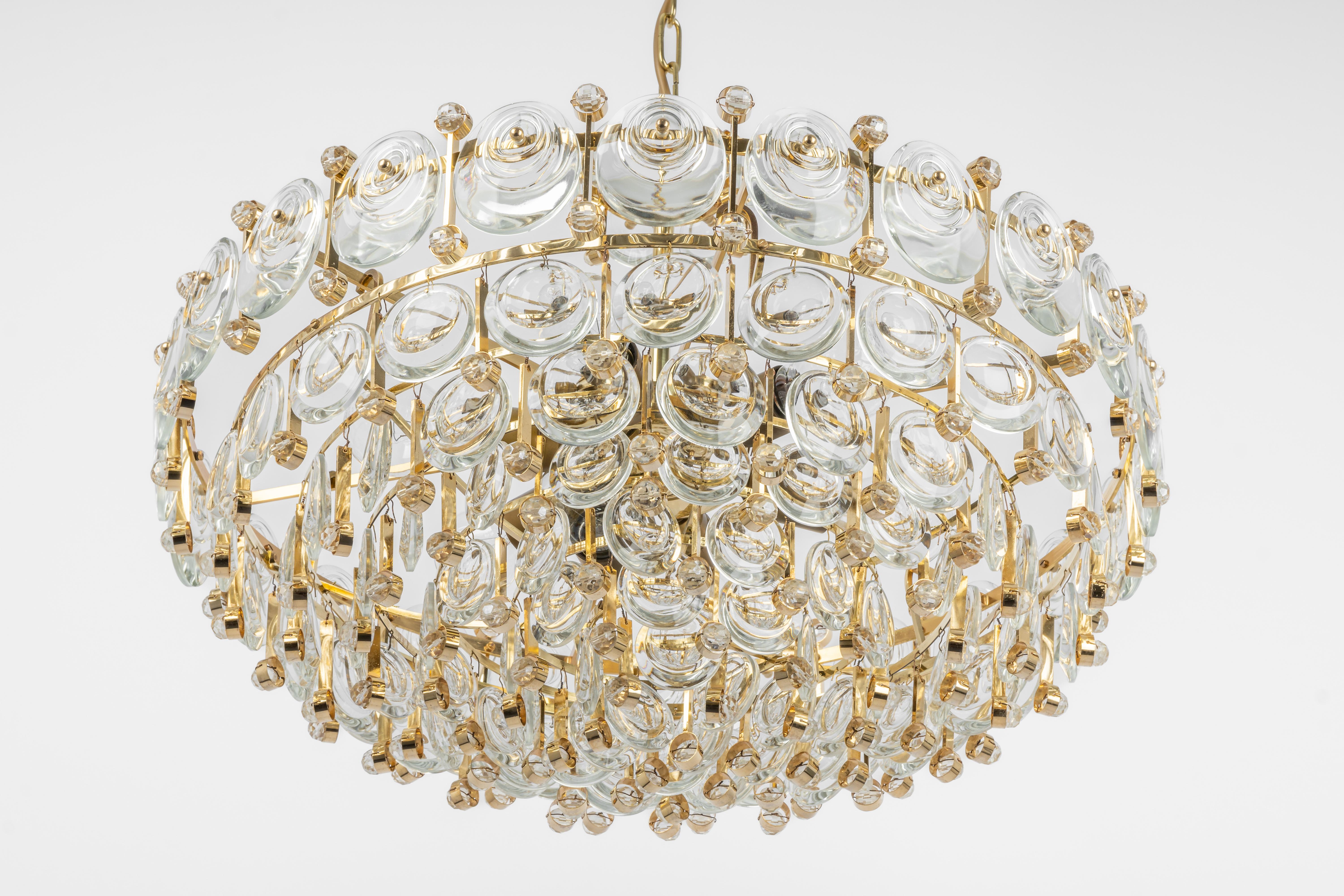 Delicate Gilt Brass Crystal Chandelier by Palwa, Sciolari Design, Germany, 1970s For Sale 4