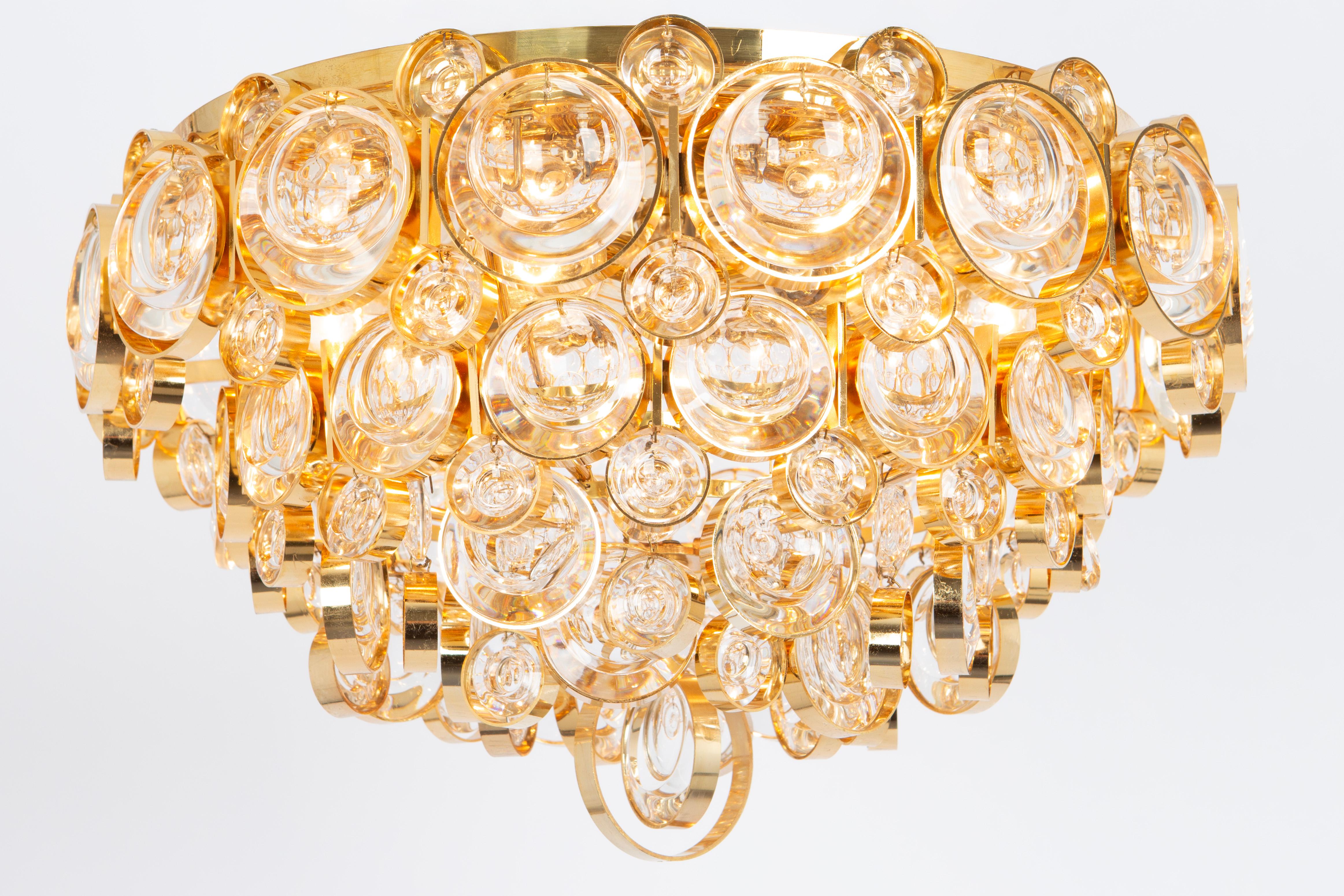 Ottone Delicata lampada ad incasso in ottone dorato con cristalli e vetro di Palwa, Germania, anni '70 in vendita