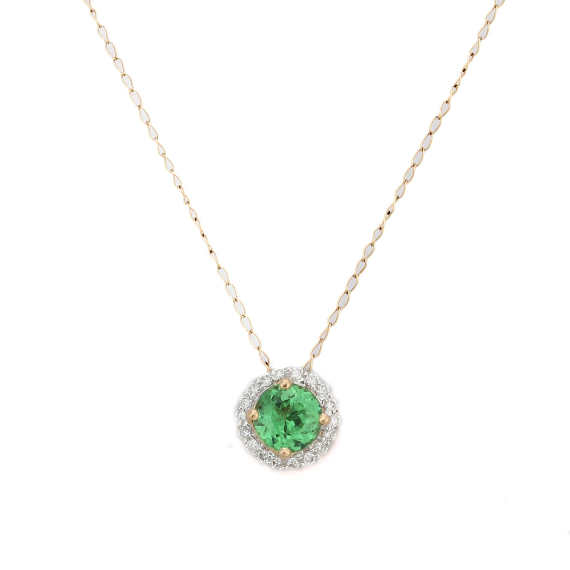 Halo Round Tsavorite Solitaire Necklace 18k Solid Yellow Gold, Gift For Her In New Condition For Sale In Houston, TX