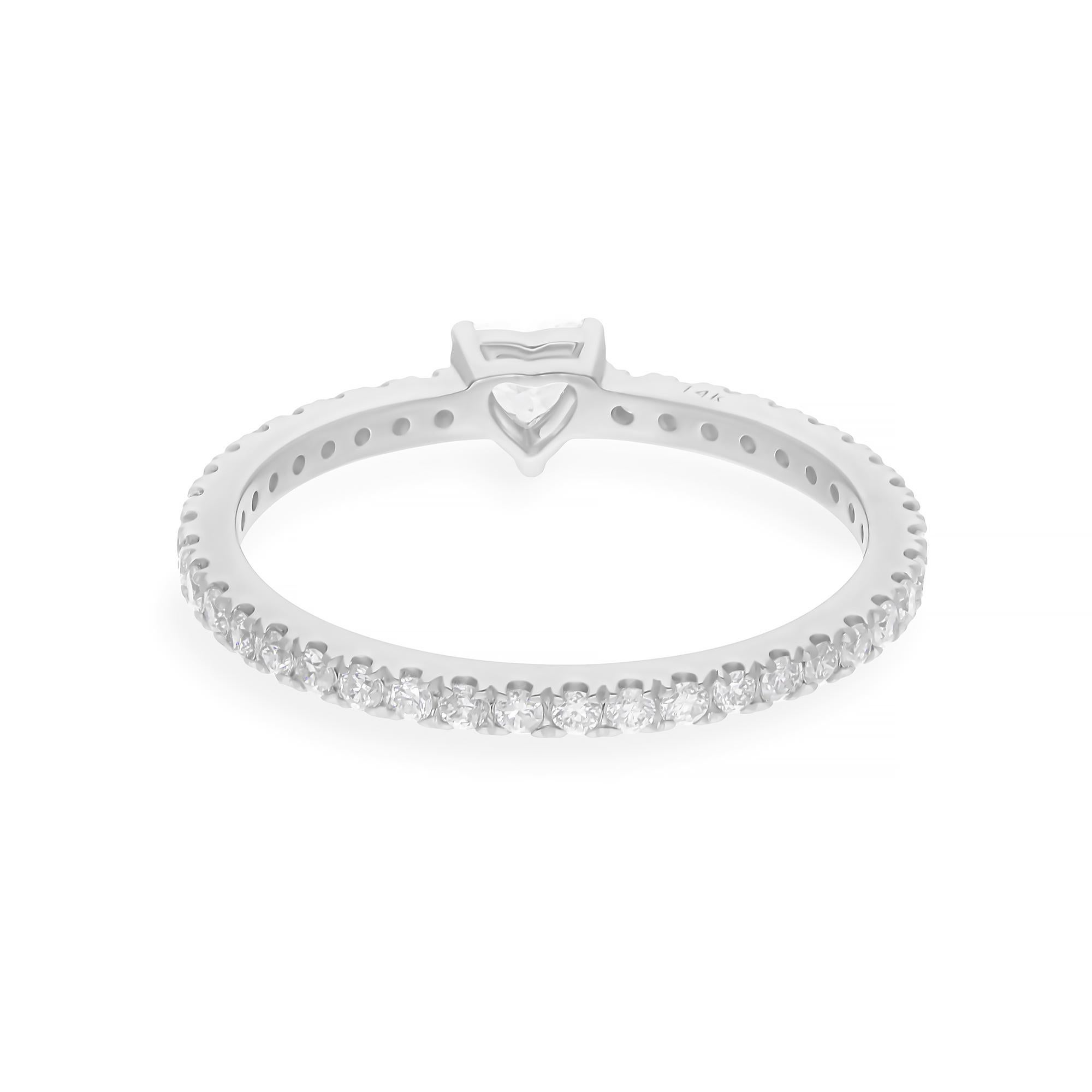 For Sale:  Delicate Heart-Shaped Solitaire Diamond Band Ring 14K Solid White Gold 7