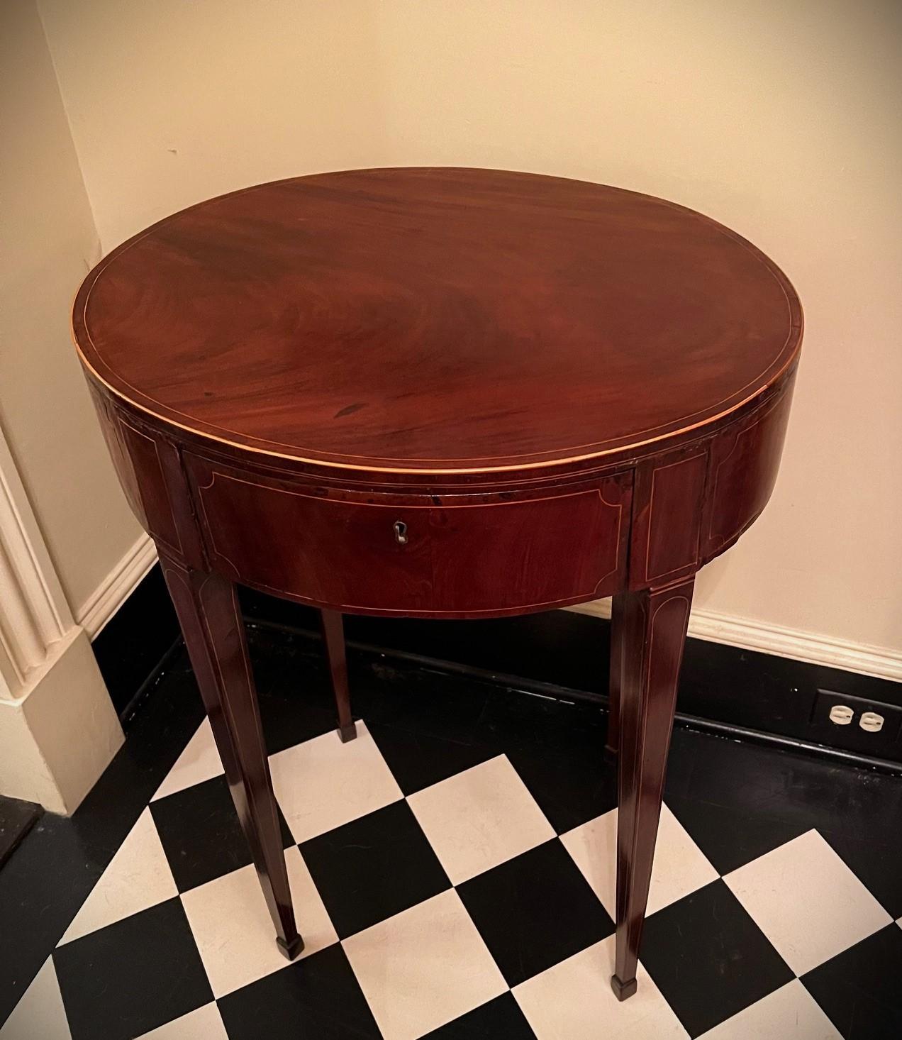 Unknown Delicate Hepplewhite Oval Stand, Circa:1780 For Sale