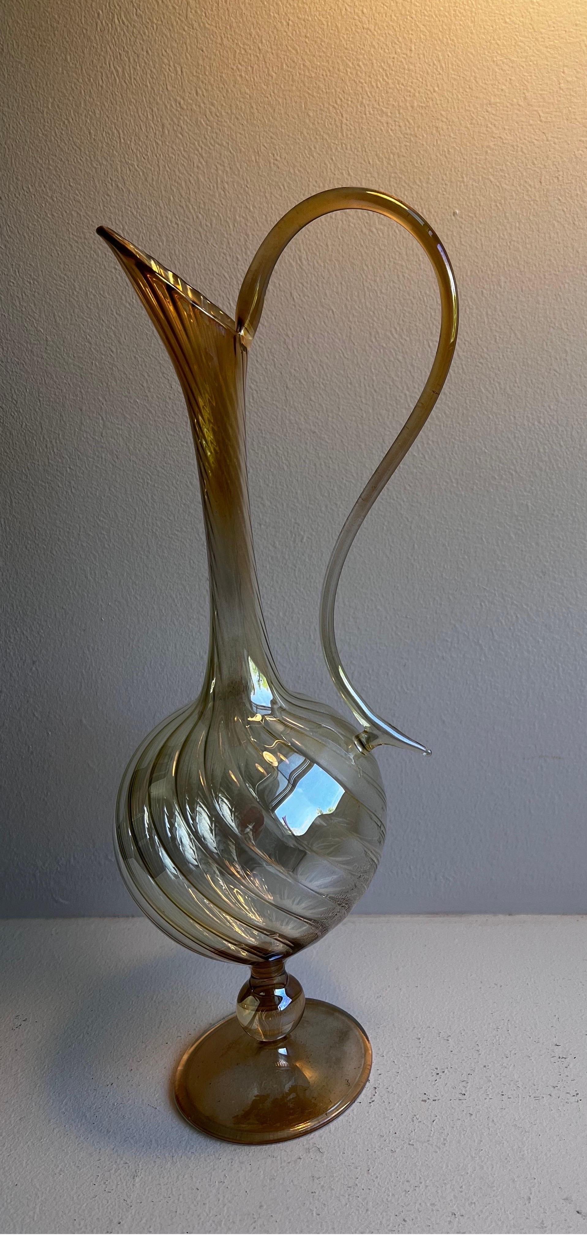 Delicate Italian Glass Tall Decanter by Arte Italica In Good Condition For Sale In Philadelphia, PA