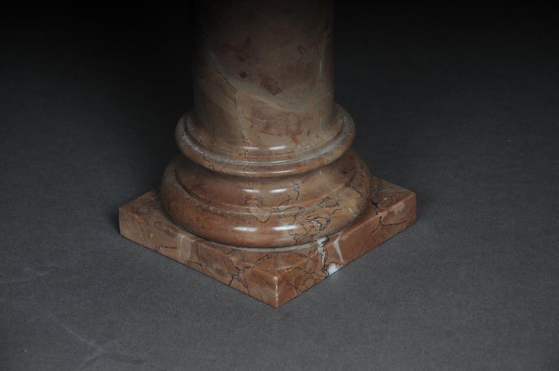 Delicate Marble Column Red Onyx, 20th Century For Sale 6