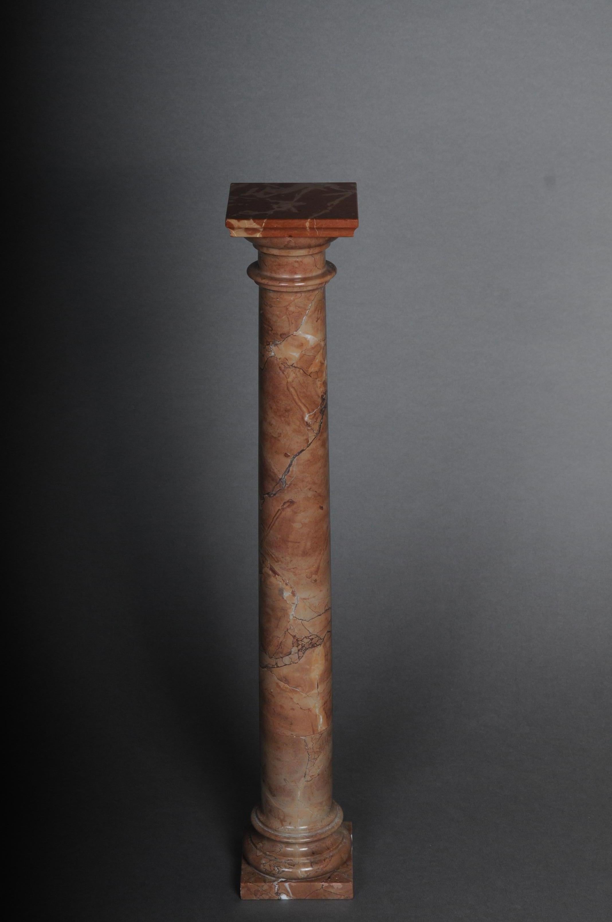 Delicate Marble Column Red Onyx, 20th Century In Good Condition For Sale In Berlin, DE