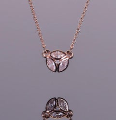 Delicate Marquise-Diamant-Anhänger aus Roségold